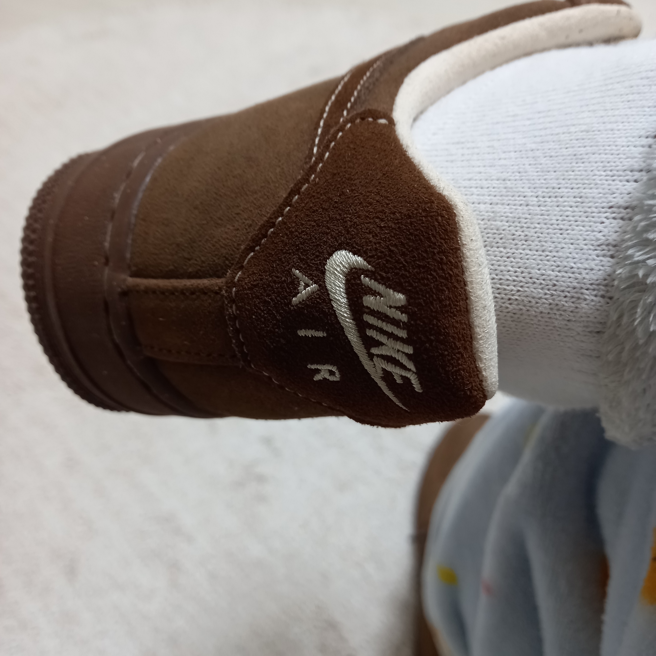 (W) Nike Air Force 1 '07 Cacao Wow, Nike x Stussy NRG Crew Socks White Black 착용 스타일 - 4