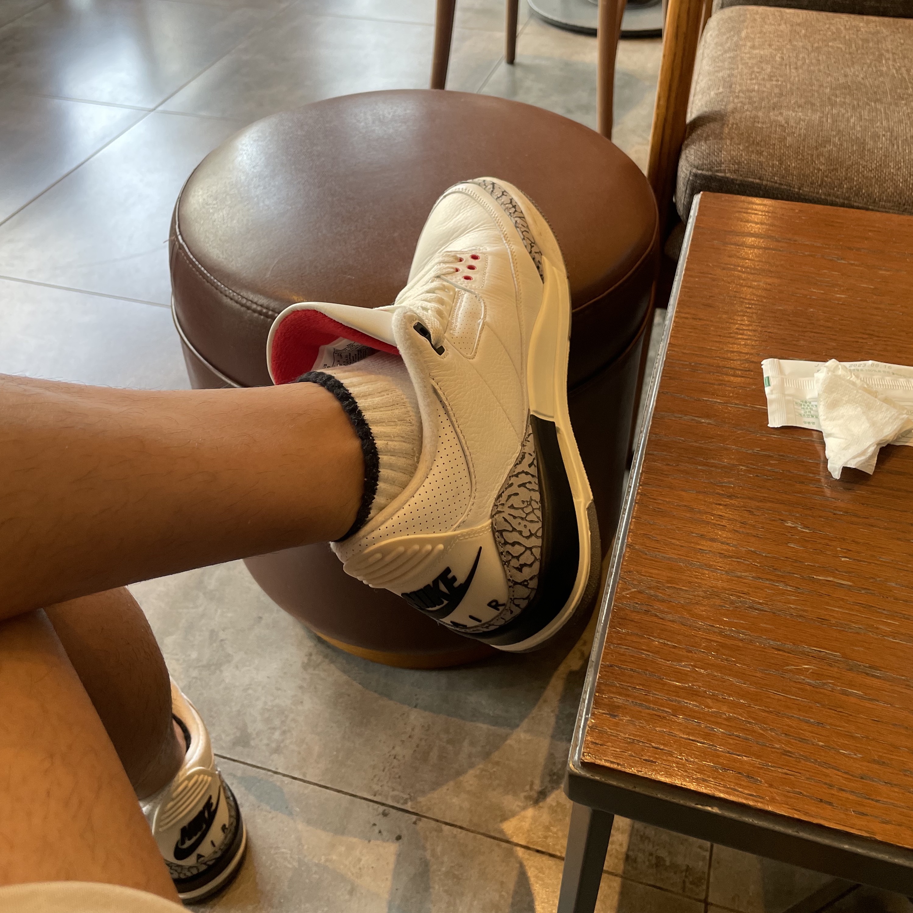 Jordan 3 Retro White Cement Reimagined 착용 스타일 - 1