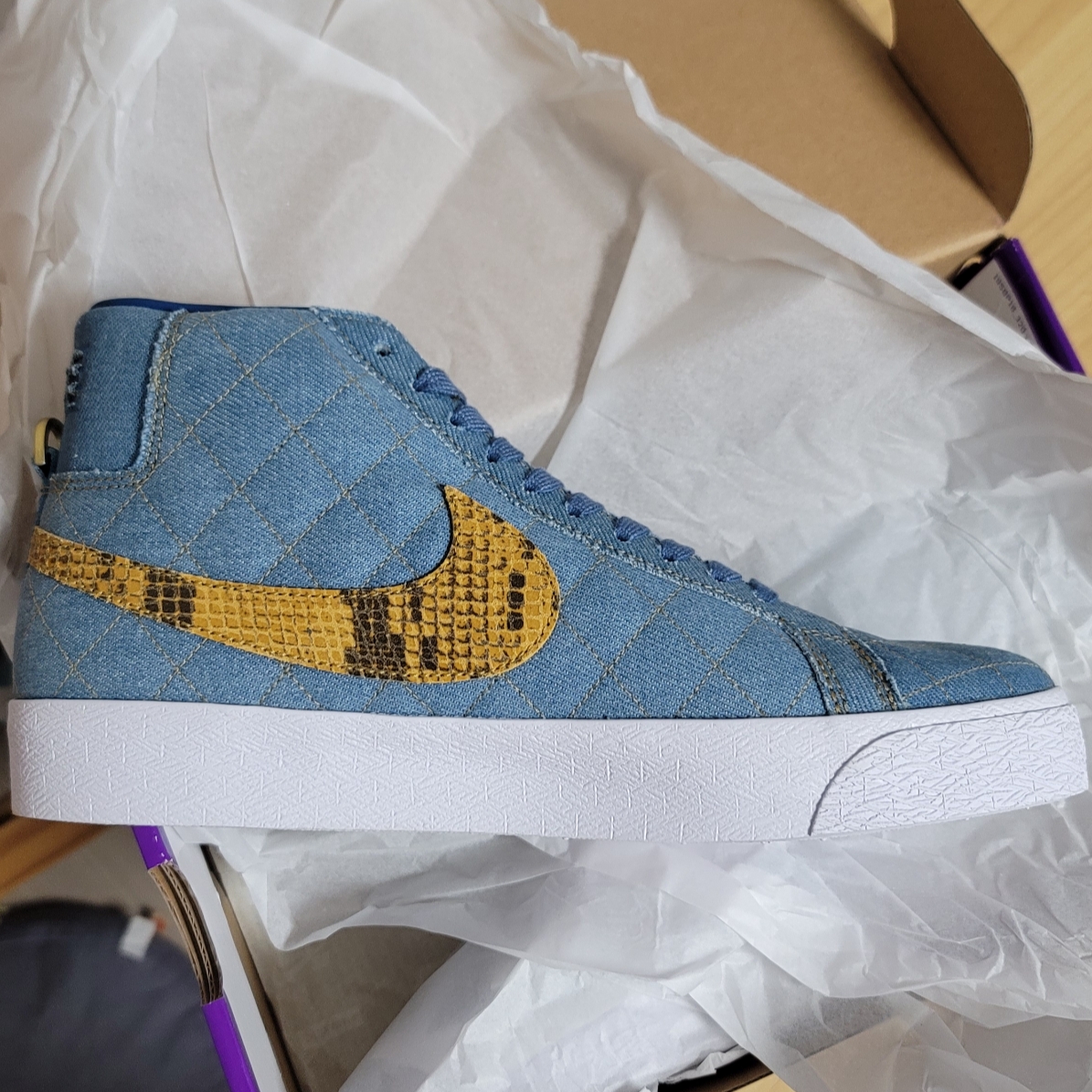 Nike x Supreme SB Zoom Blazer Mid QS 2 Industrial Blue 착용 스타일