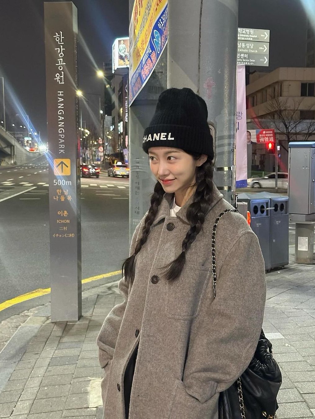 [KREAM 단독] STU Overfit Double Breasted Cashmere Coat Grey 착용 스타일 - 6