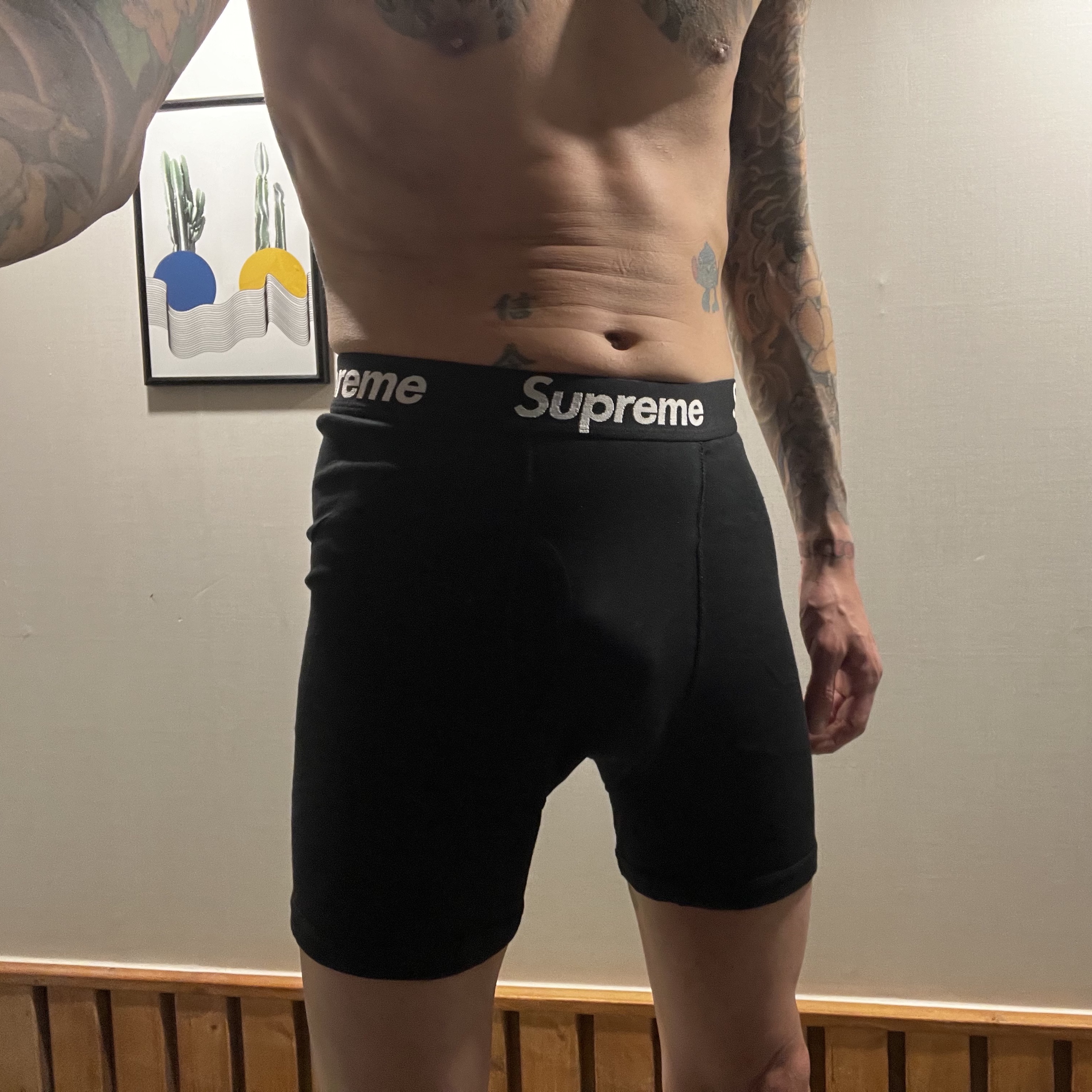 Supreme Hanes Boxer Briefs Black (4 Pack) 착용 스타일