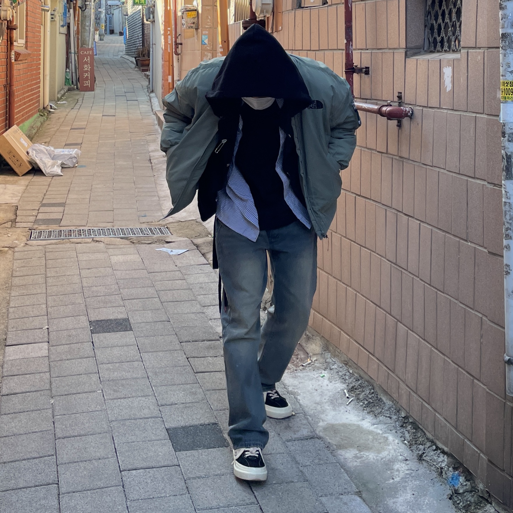 The North Face White Label Vilan Heat Blouson Light Khaki, Stussy Basic Stussy Zip Hoodie Black 2023 착용 스타일 - 3