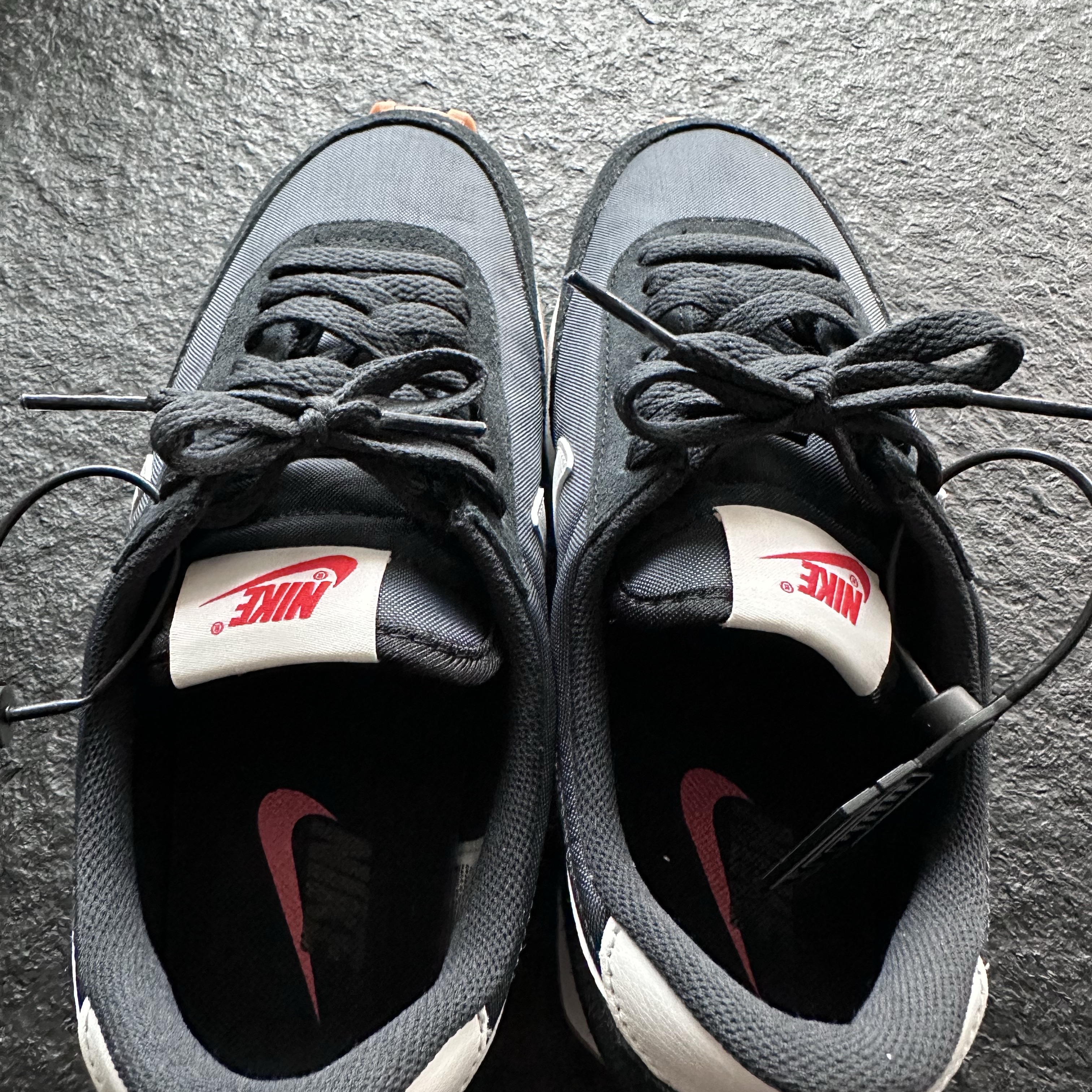 (W) Nike Daybreak Black White 착용 스타일 - 1