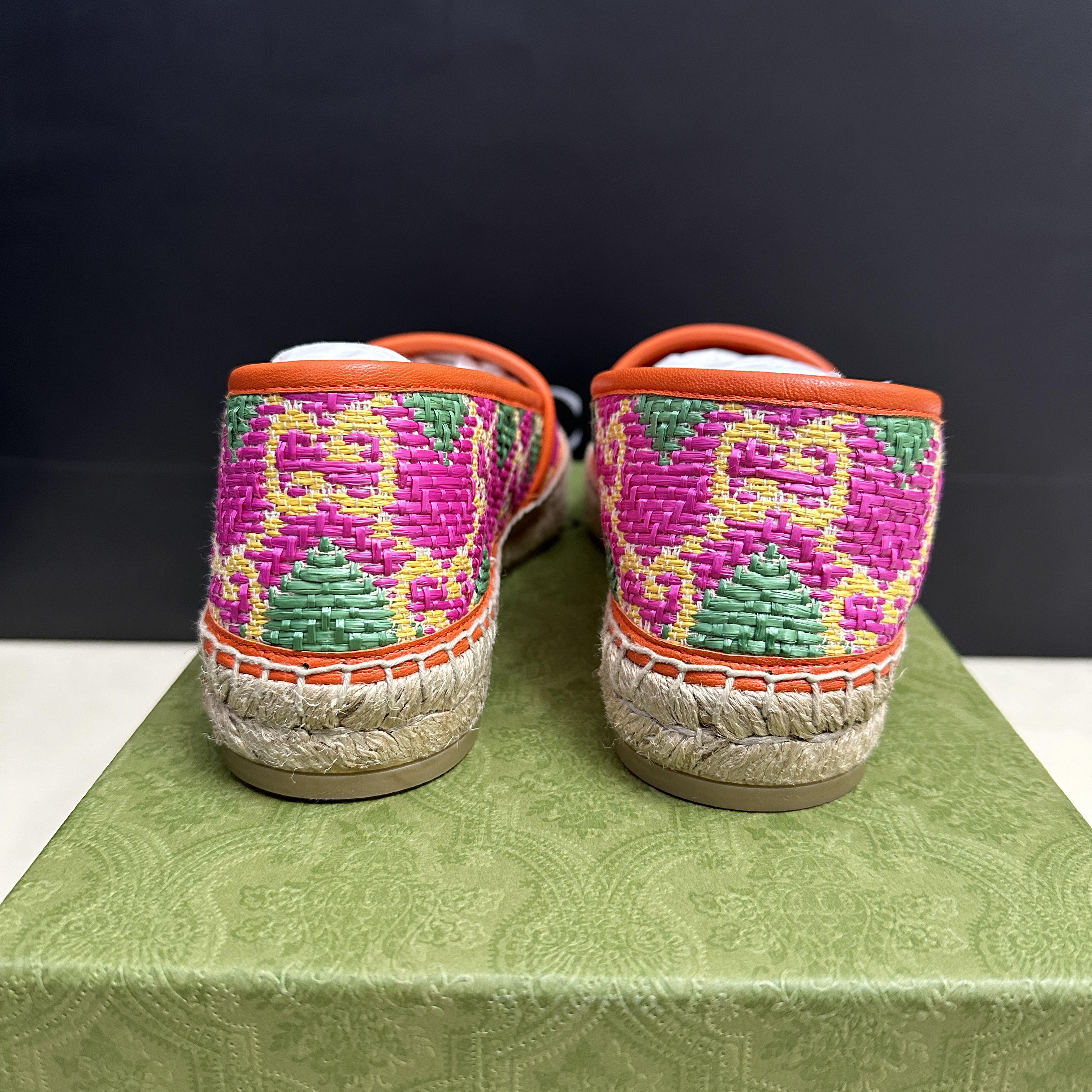 (W) Gucci GG Espadrille Herringbone Straw Leather Multicolour Raffia 착용 스타일 - 4
