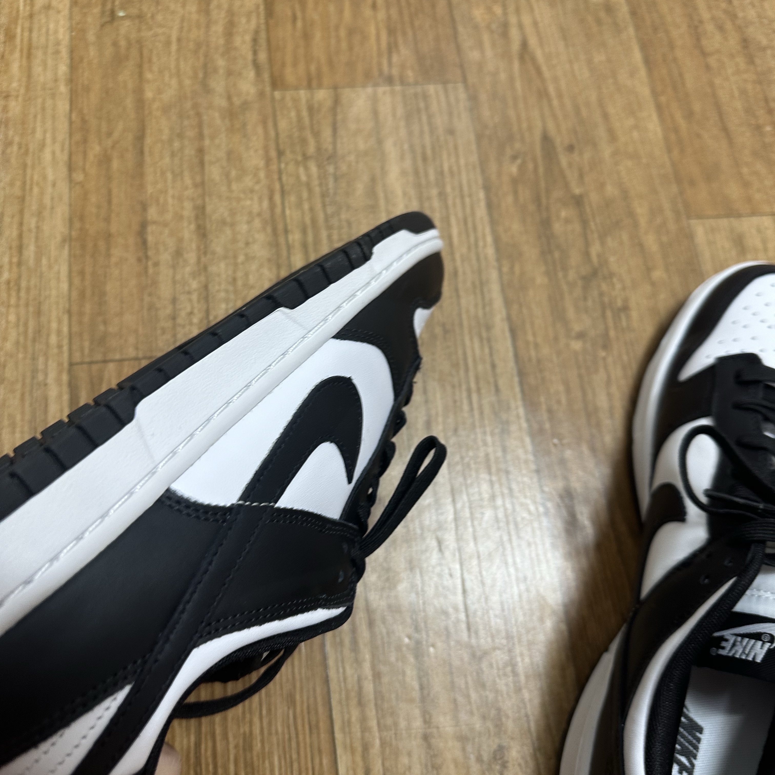 Nike Dunk Low Retro Black 착용 스타일 - 3