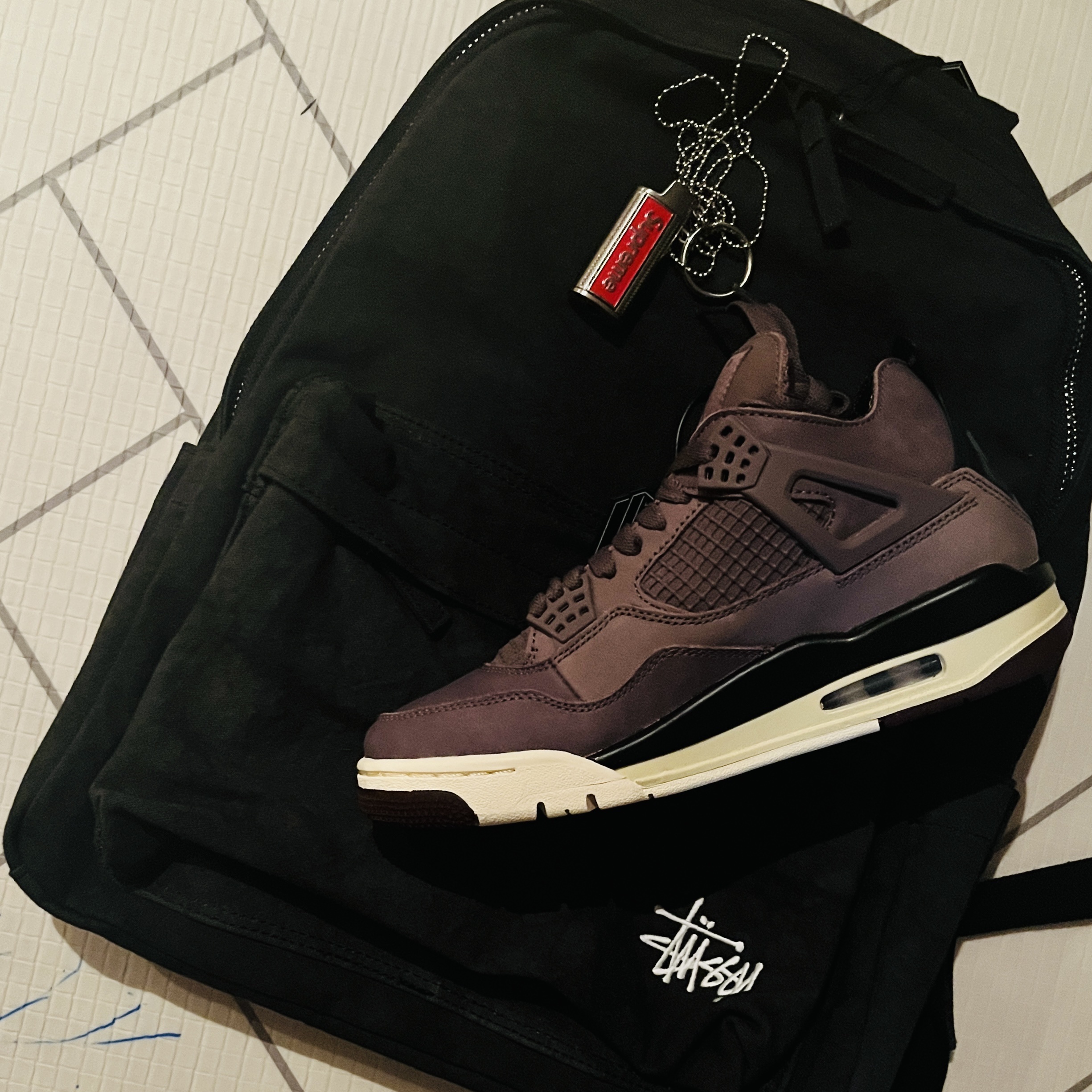 Jordan 4 x A Ma Maniere Retro Violet Ore 착용 스타일