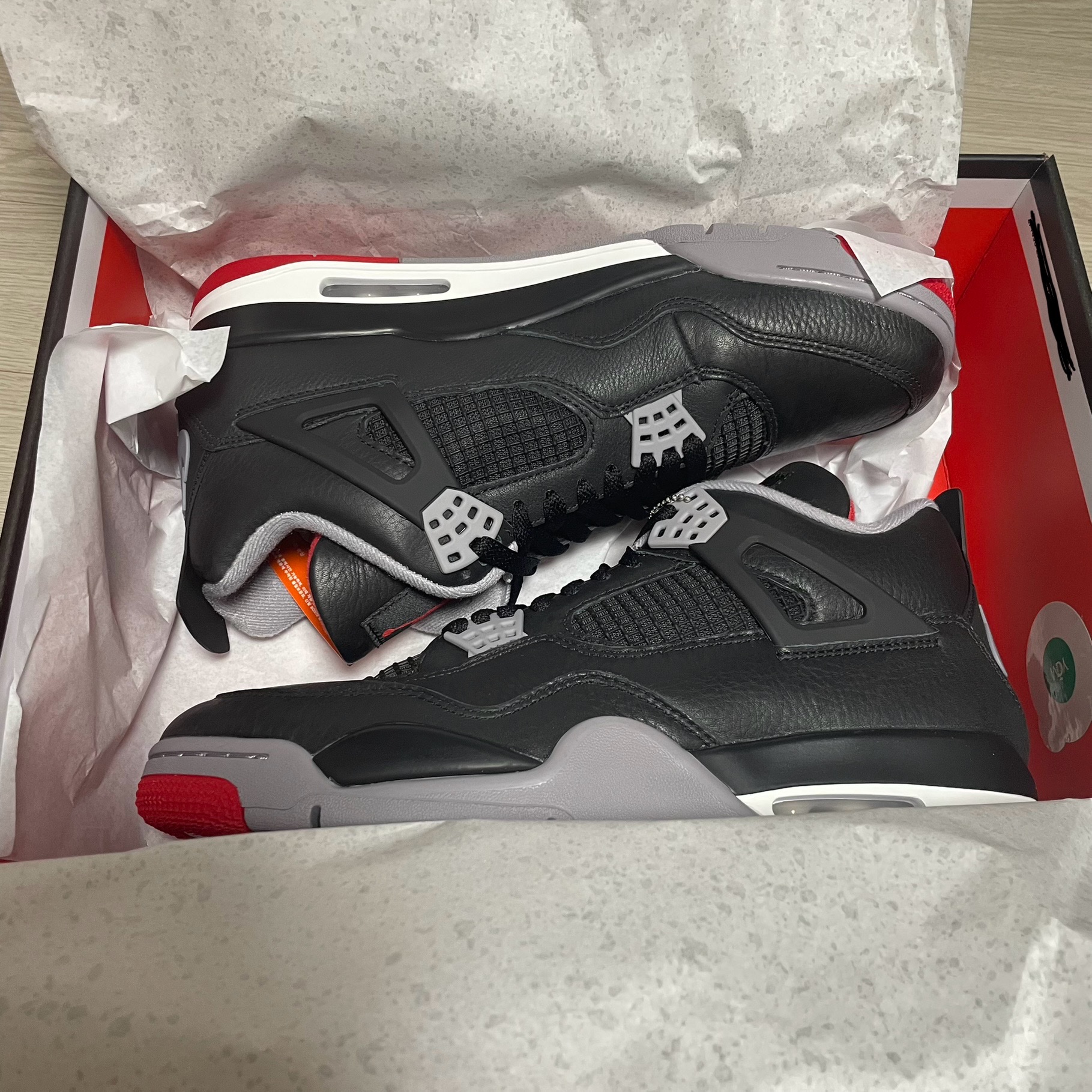Jordan 4 Retro Bred Reimagined 착용 스타일 - 5