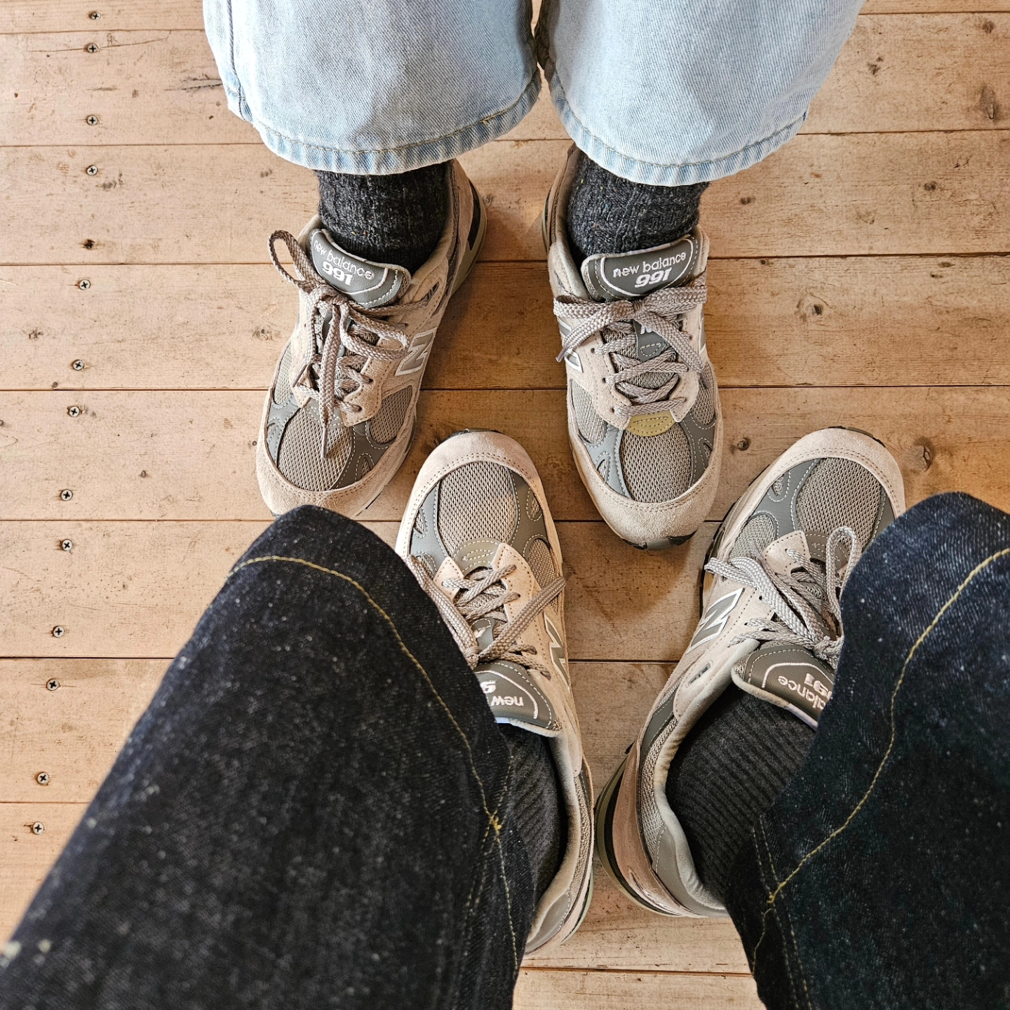 New Balance 991 Made in UK Grey, Howlin Taste of The Future Greymix 착용 스타일 - 5