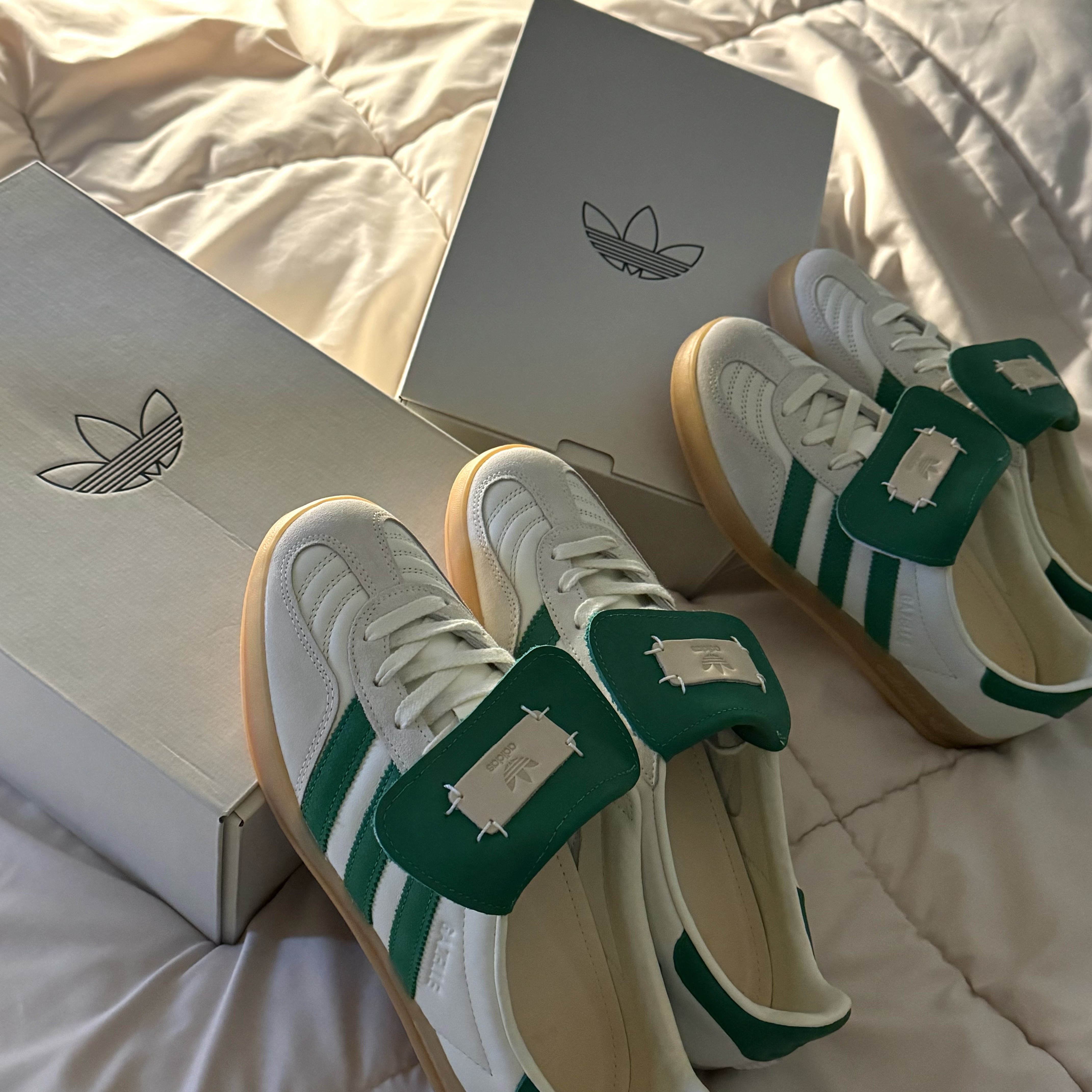 Adidas x Foot Industry Gazelle Indoor Off White Green 착용 스타일