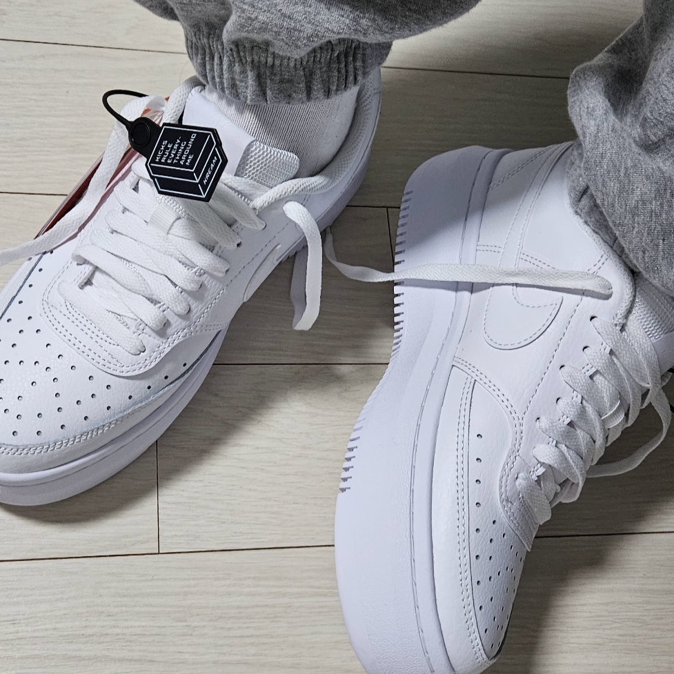 (W) Nike Court Vision Alta White 착용 스타일 - 2