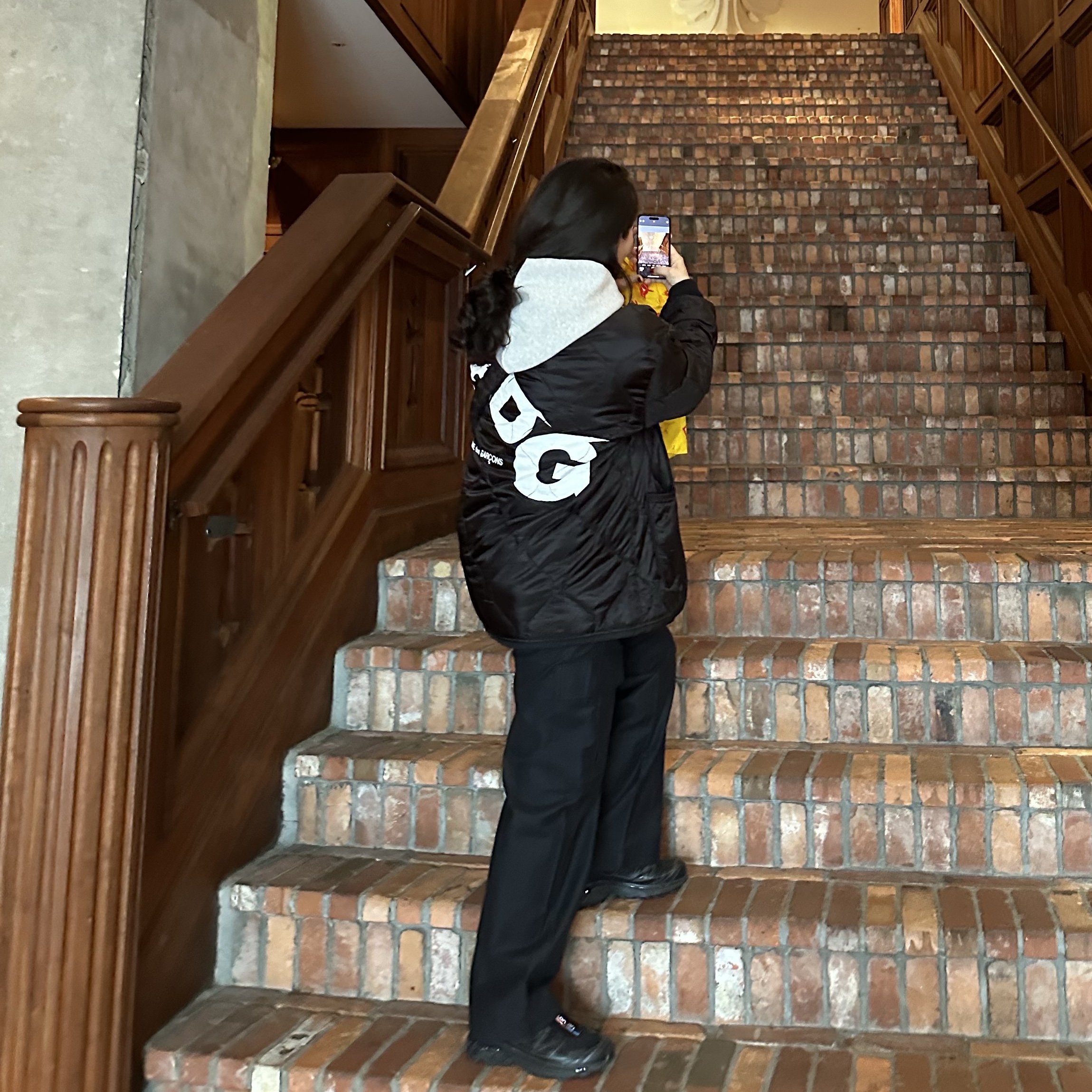 CDG x Alpha Industries Liner Jacket Black, Salomon XT-6 ADV Black 착용 스타일