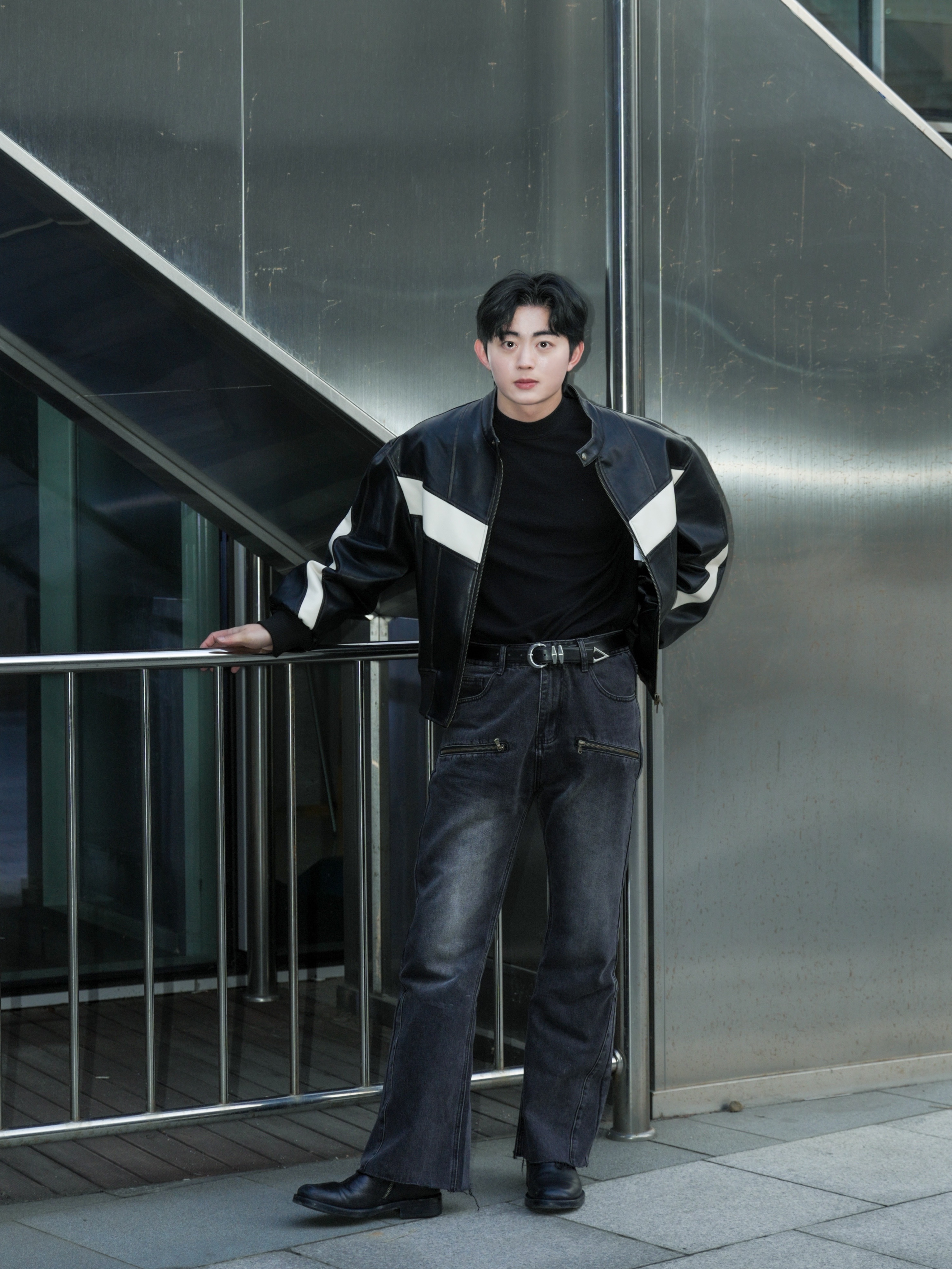 Kinchi Oddly - 701 (a) Black 착용 스타일 - 4