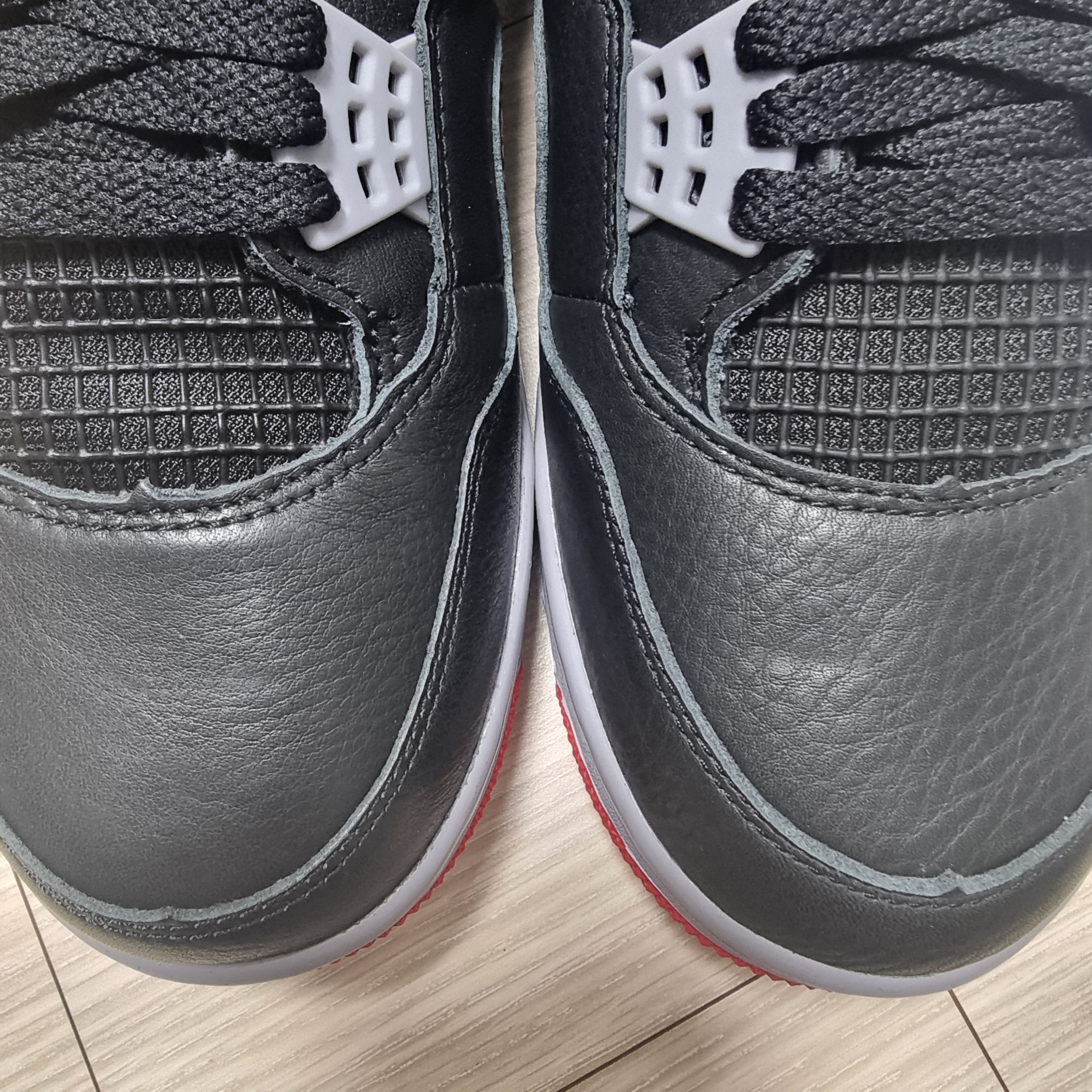 Jordan 4 Retro Bred Reimagined 착용 스타일 - 4