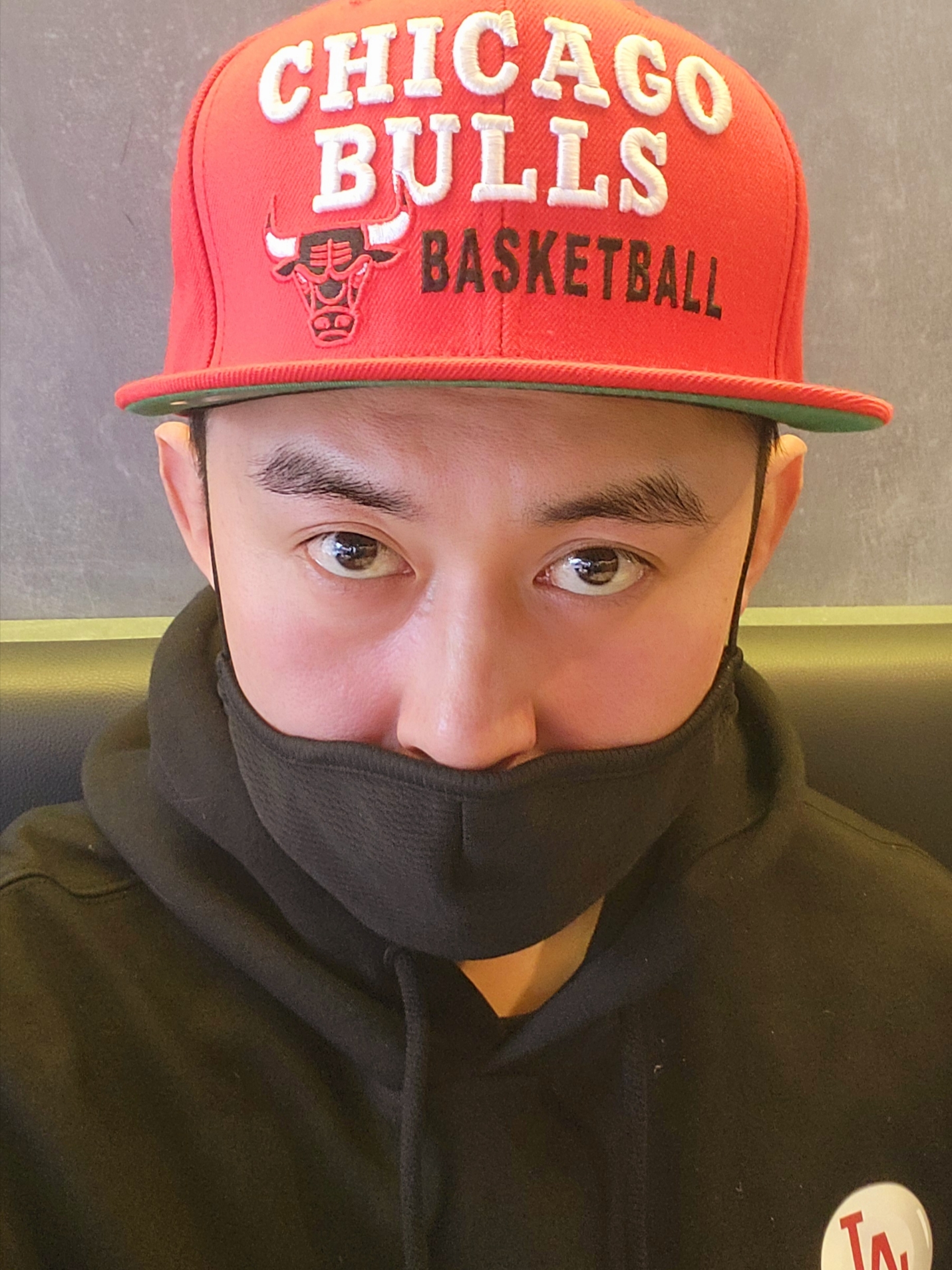 The North Face 1996 Novelty Nuptse Jacket Rio Red, Jordan 11 Retro Gratitude 착용 스타일 - 2