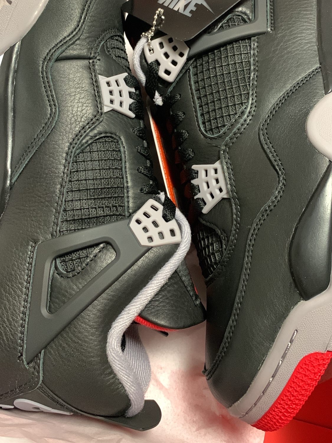 Jordan 4 Retro Bred Reimagined 착용 스타일 - 2