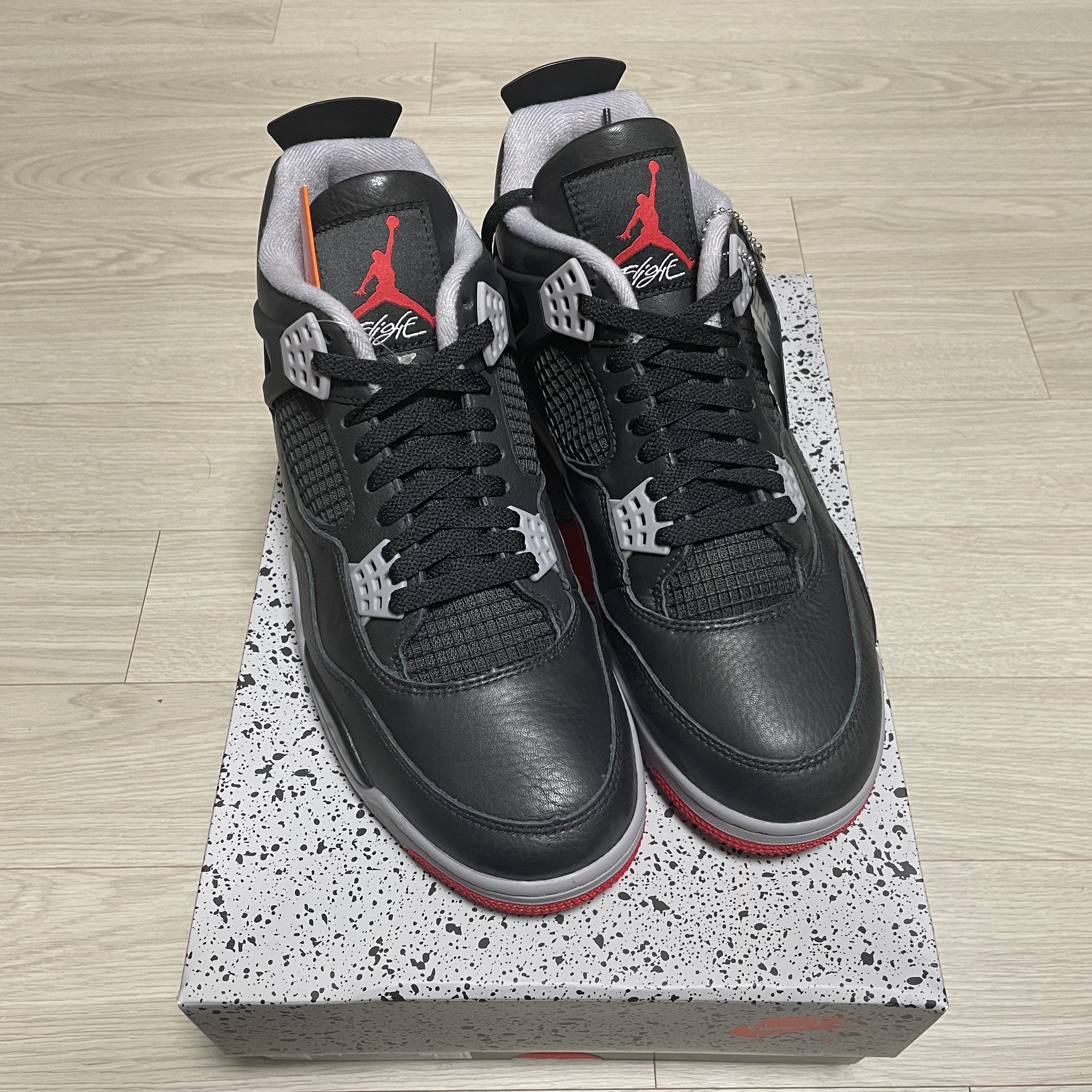 Jordan 4 Retro Bred Reimagined 착용 스타일 - 2
