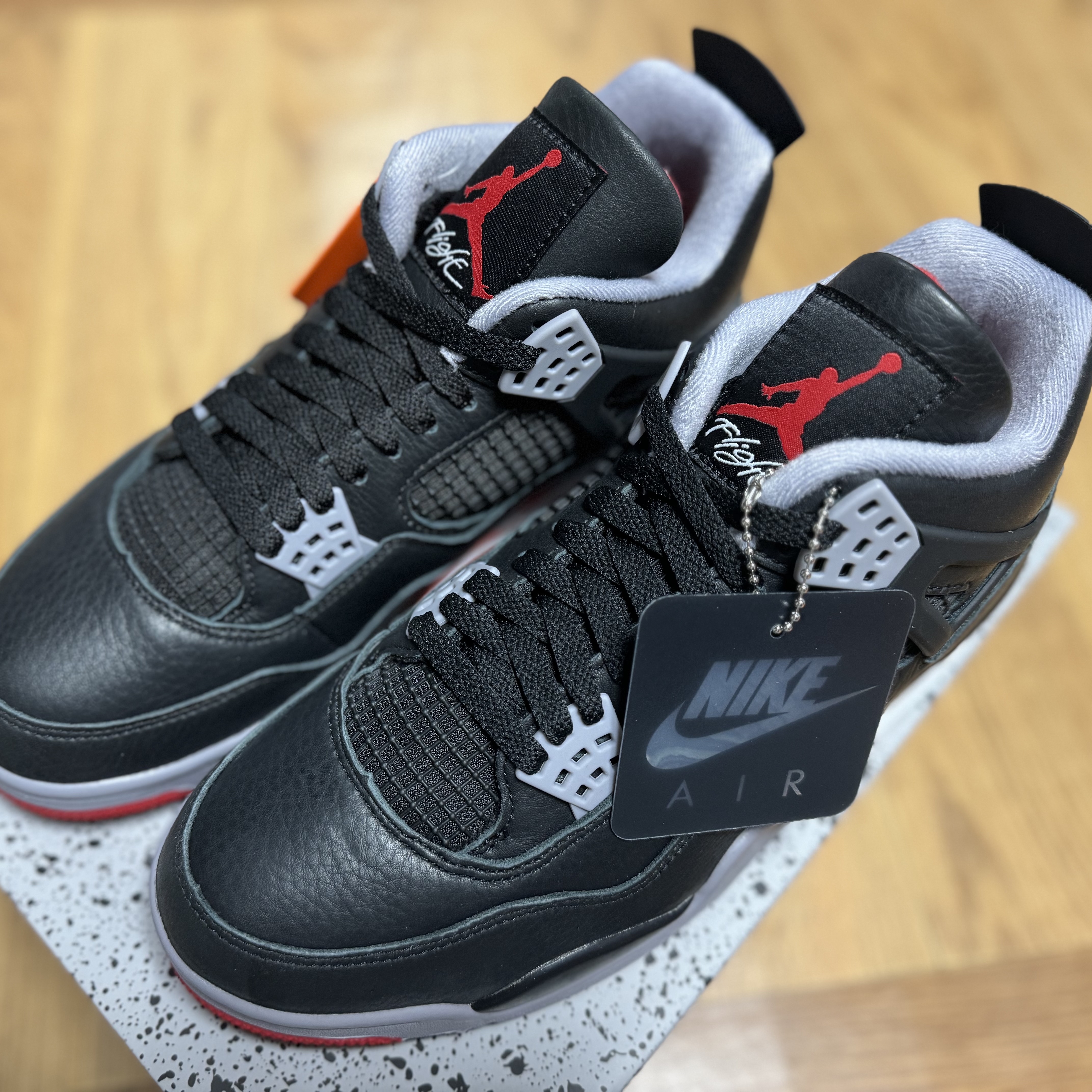 Jordan 4 Retro Bred Reimagined 착용 스타일 - 2