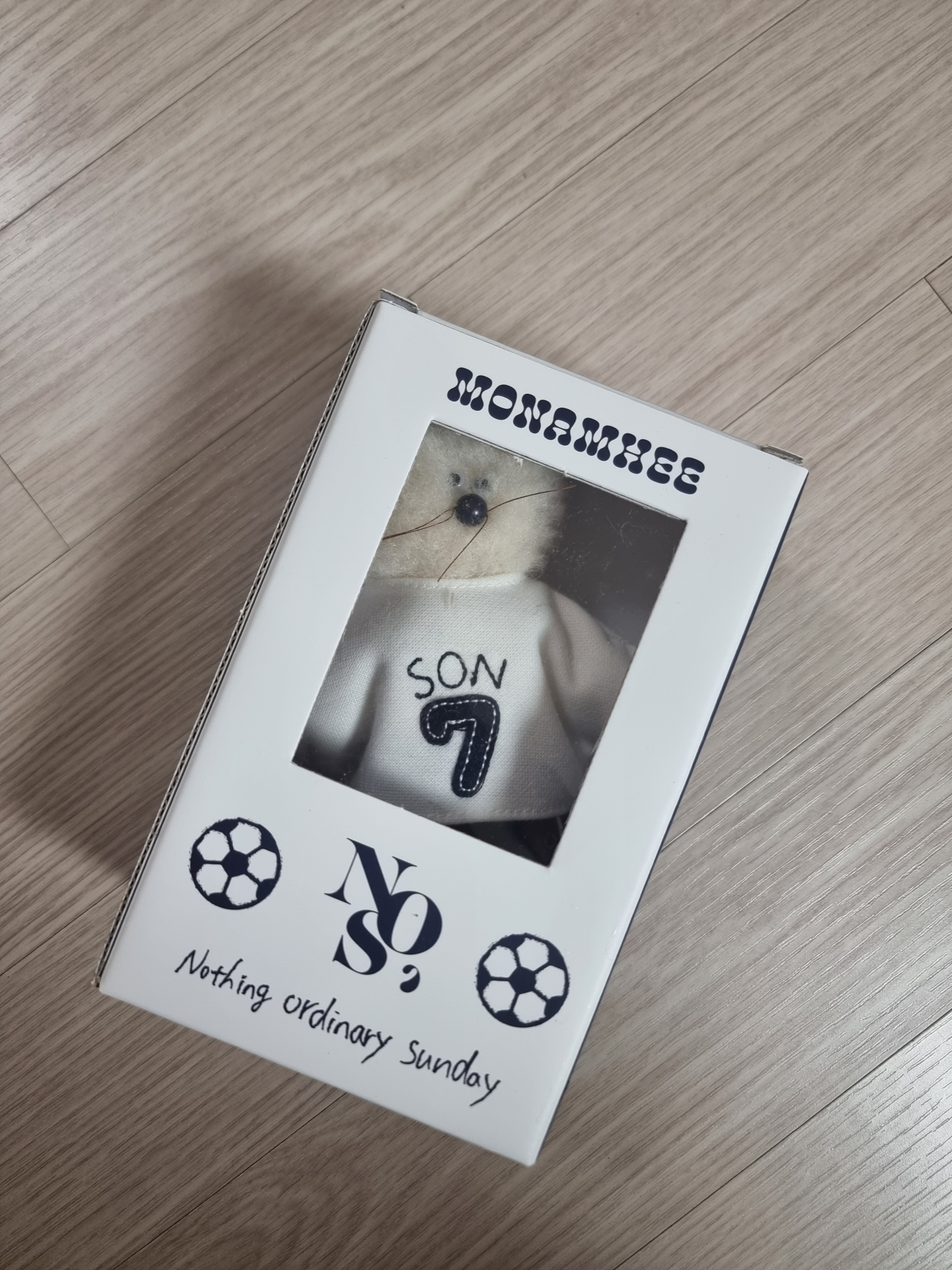 [예약 배송] NOS7 x Monamhee SON.hee Cream 착용 스타일 - 1