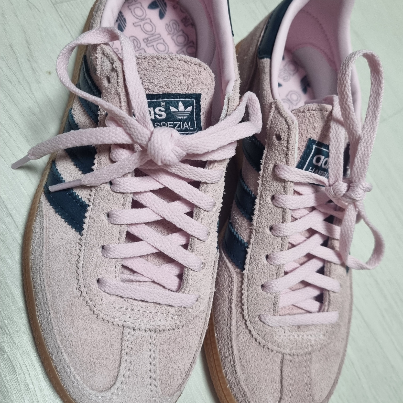 (W) Adidas Spezial Handball Clear Pink 착용 스타일