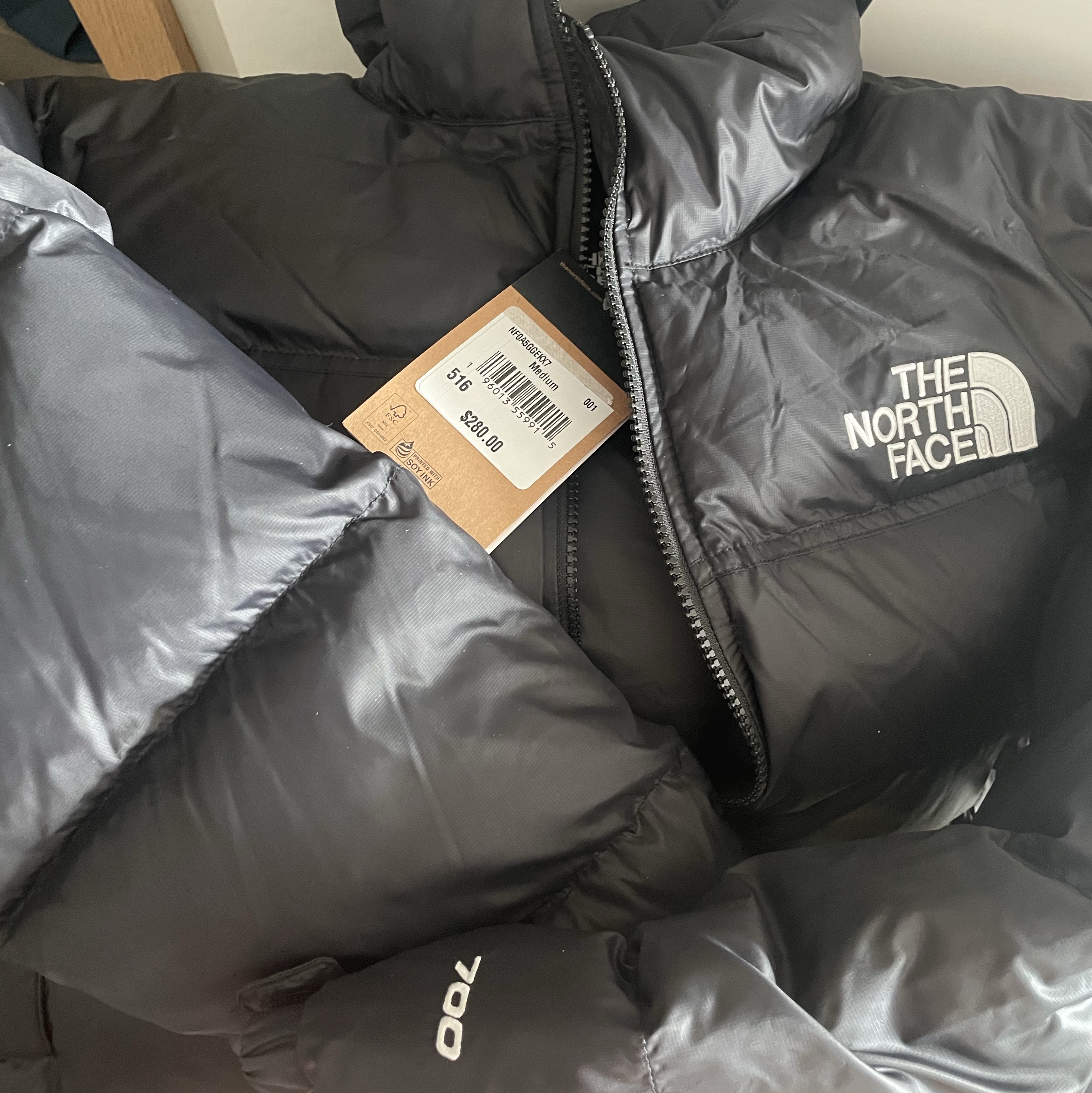 (W) The North Face Nuptse Short Jacket Black 착용 스타일