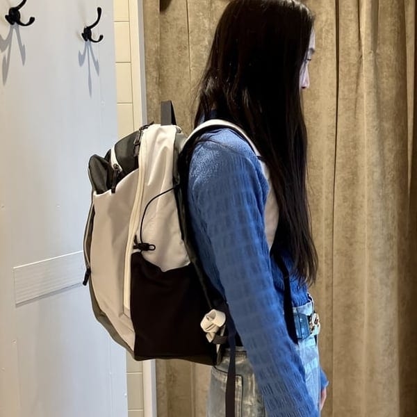 Arc'teryx x Beams Mantis 26 Backpack Tranquil 착용 스타일 - 1