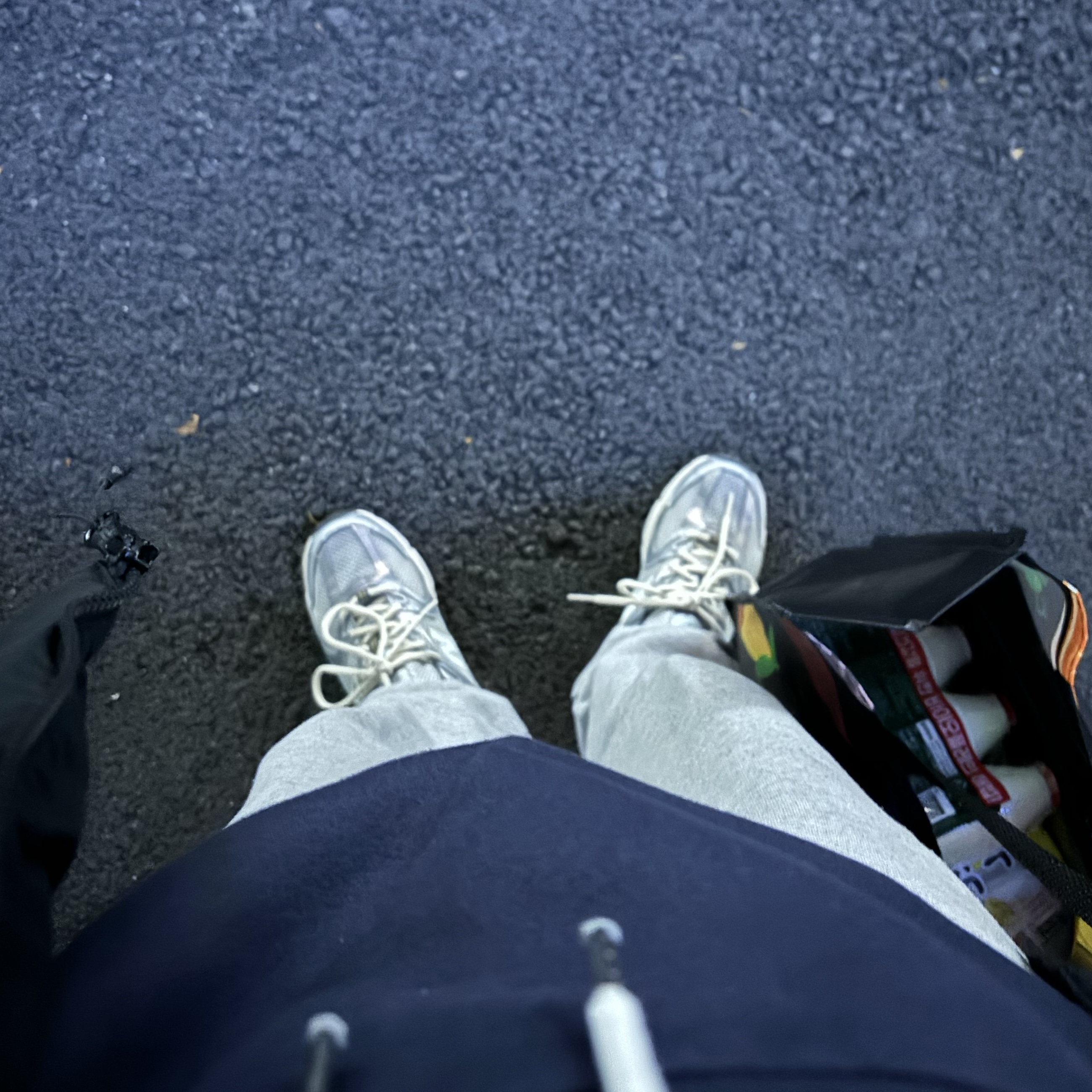 New Balance 530 Earth 착용 스타일 - 1