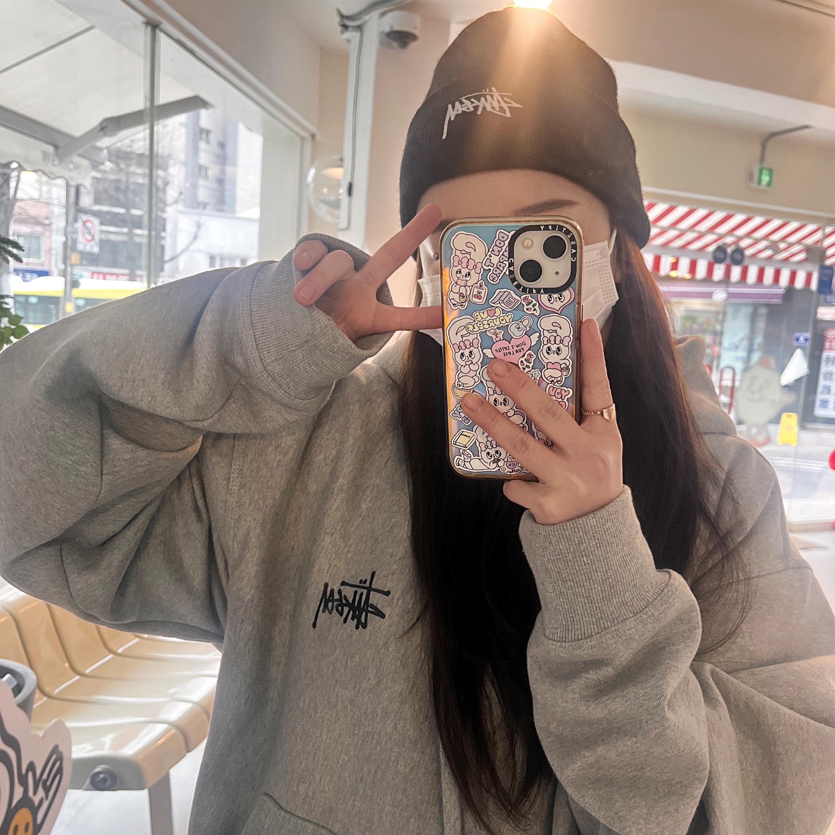 Stussy Basic Stussy Hoodie Ash Heather 2023, Stussy Stock Cuff Beanie Black 착용 스타일