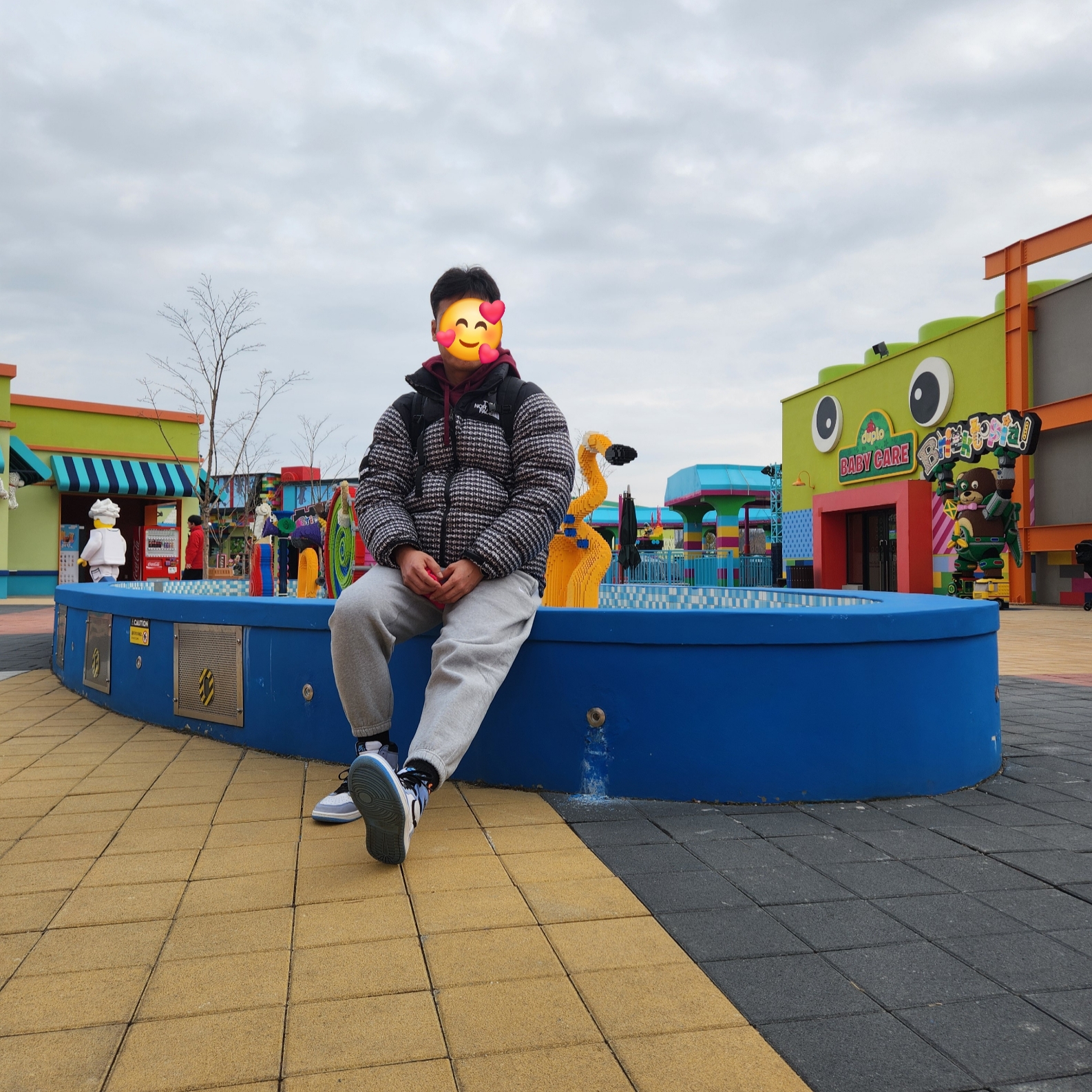 Jordan 1 Retro High OG University Blue, Supreme x The North Face Studded Nuptse Jacket Black - 21SS 착용 스타일