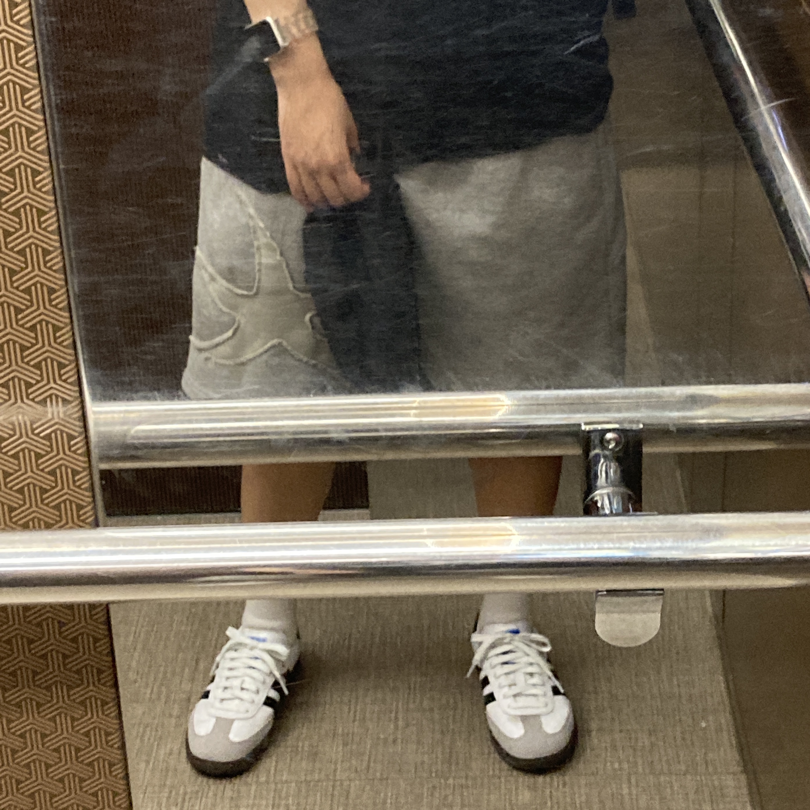 Adidas Samba OG Cloud White 착용 스타일 - 2