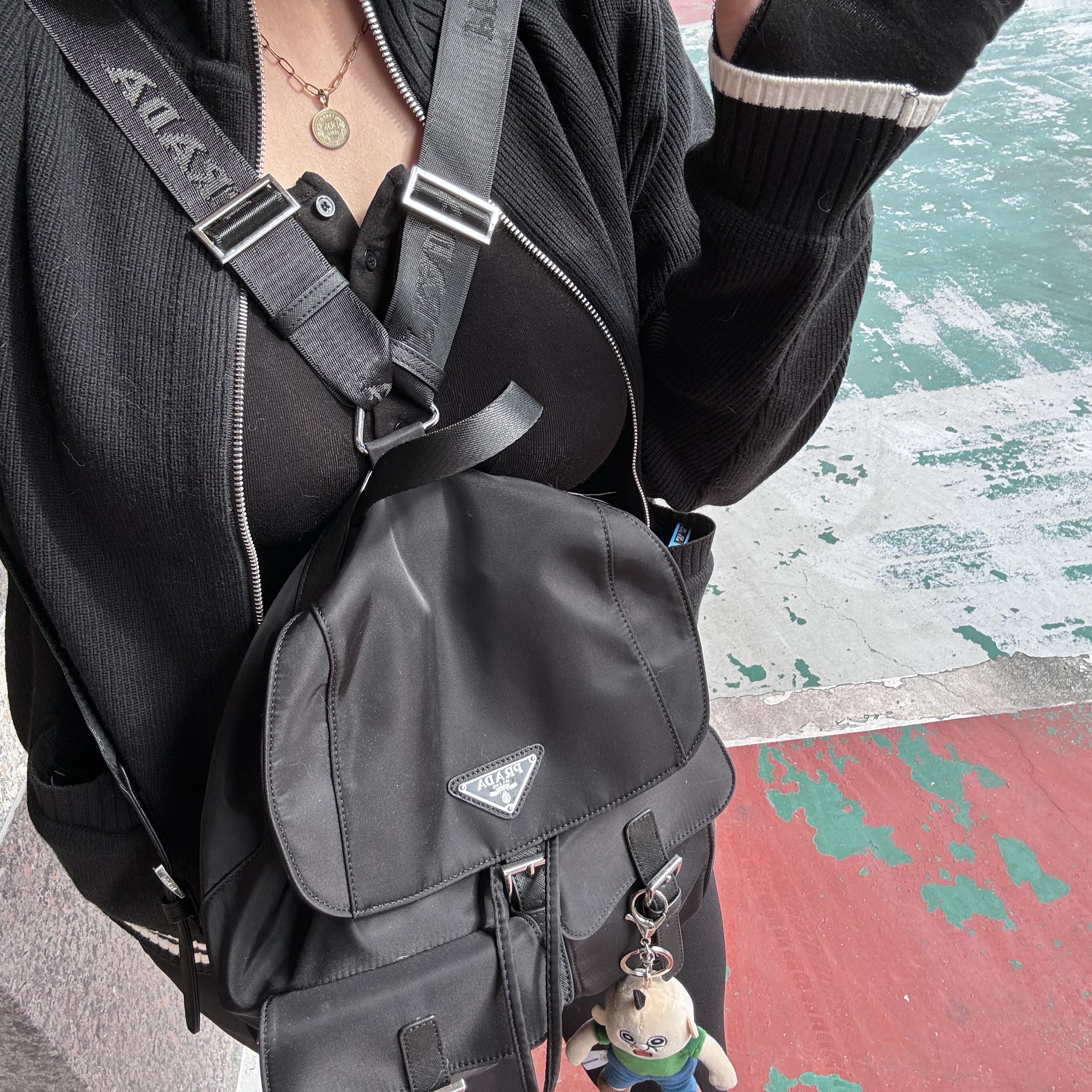 Matin Kim Spell Point Stripe Knit Cardigan Black, Bbangbbang Doll Keyring 착용 스타일