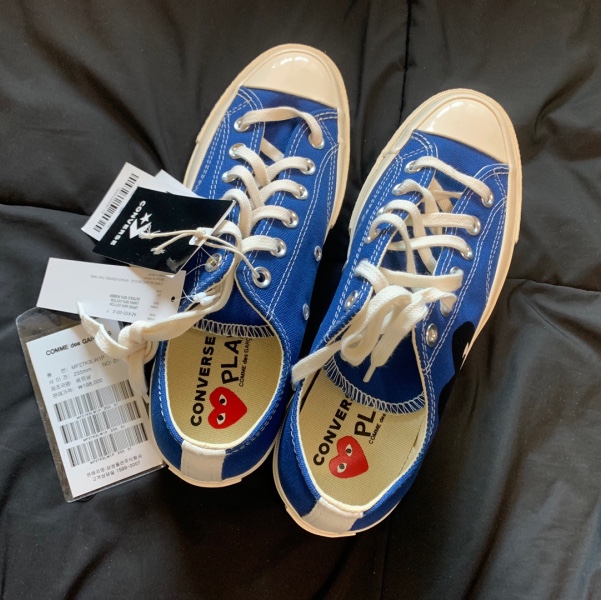 Converse x Play Comme des Garcons Chuck 70 Ox Blue Quartz 착용 스타일 - 3
