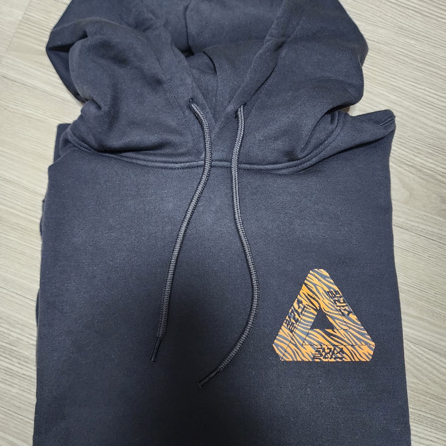 Palace Korea Hoodie Black - 24SS 착용 스타일