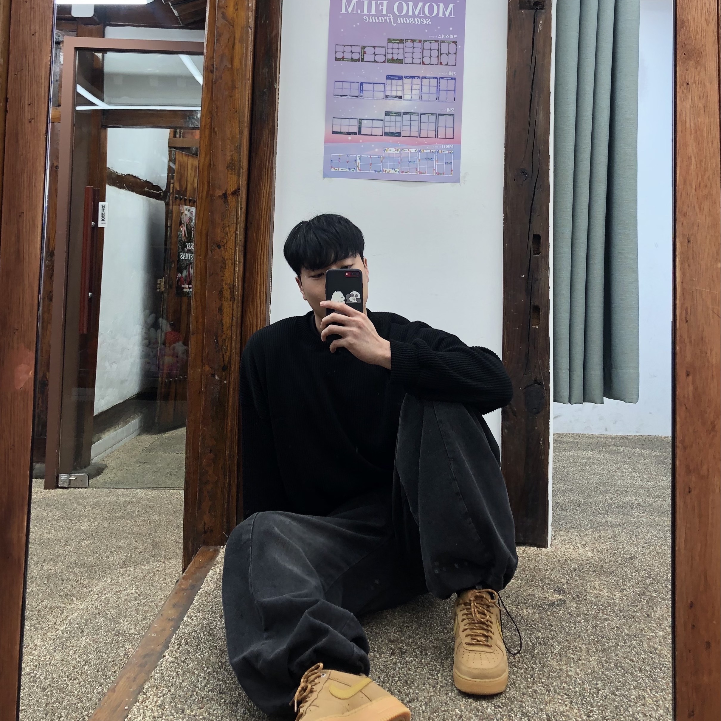 Nike Air Force 1 '07 WB Flax 착용 스타일