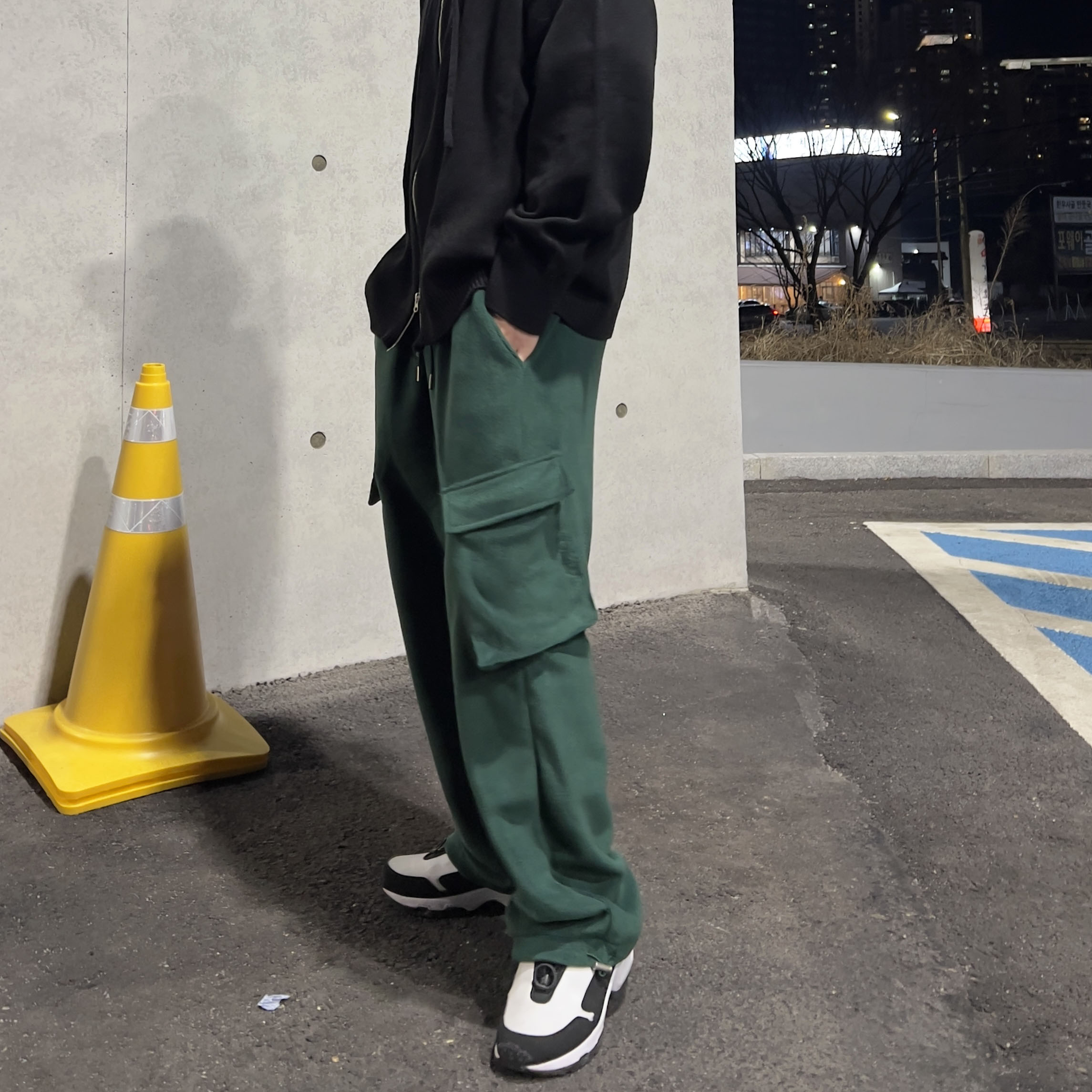 Nike x Comme des Garcons Homme Plus Air Max Sunder SP White Black 착용 스타일 - 5