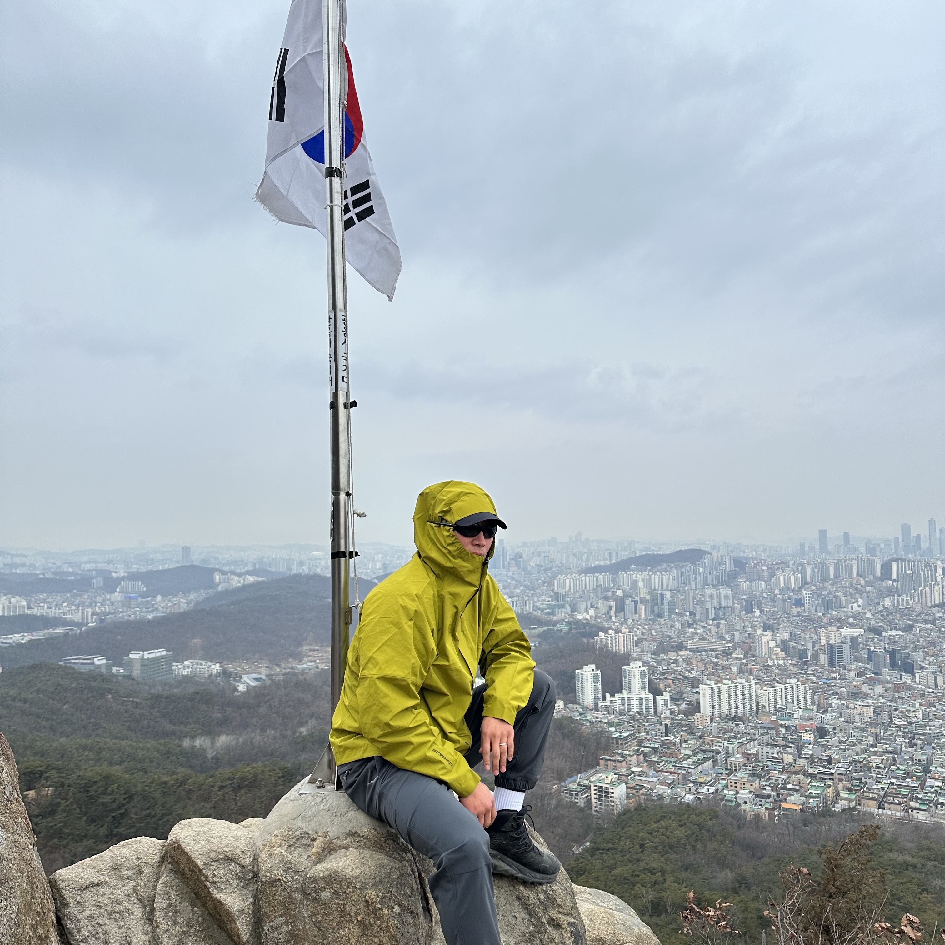 Nike ACG Storm-Fit ADV Cascade Rains Full Zip Jacket Moss - Asia, Oakley Eye Jacket Redux Matte Black Frame Prizm Grey Lenses High Bridge Fit 착용 스타일