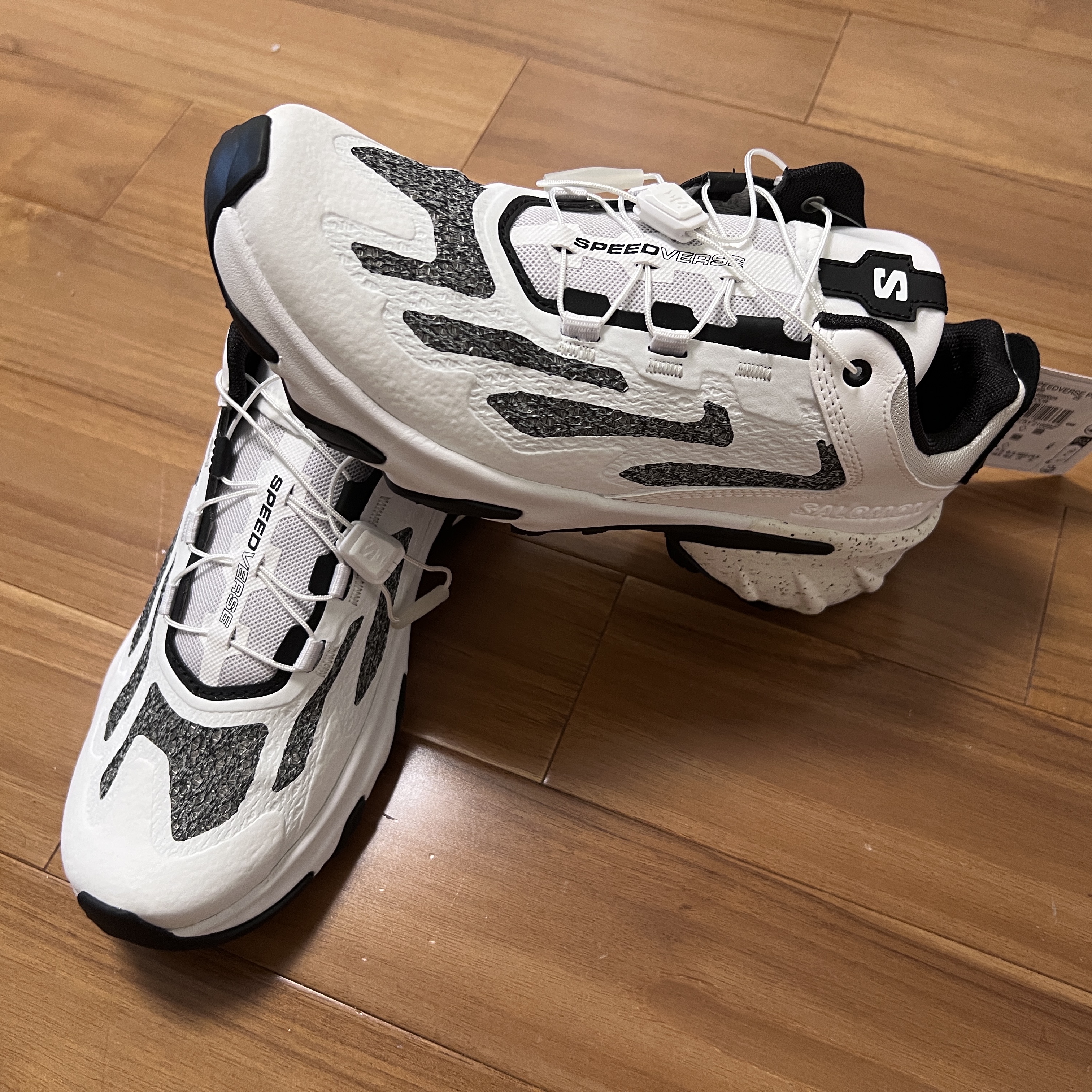 Salomon Speedverse PRG White Vanilla Ice 착용 스타일