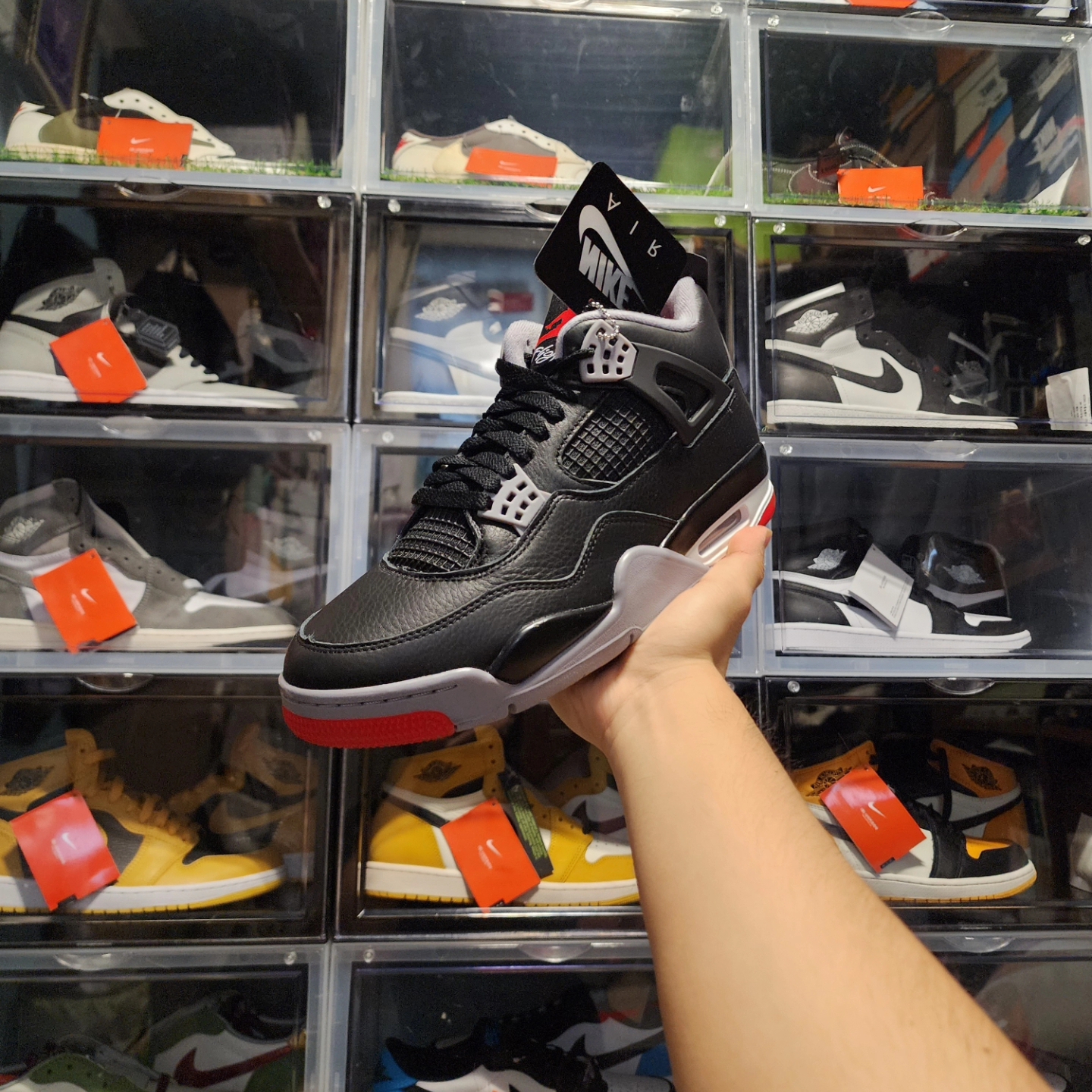 Jordan 4 Retro Bred Reimagined 착용 스타일 - 2