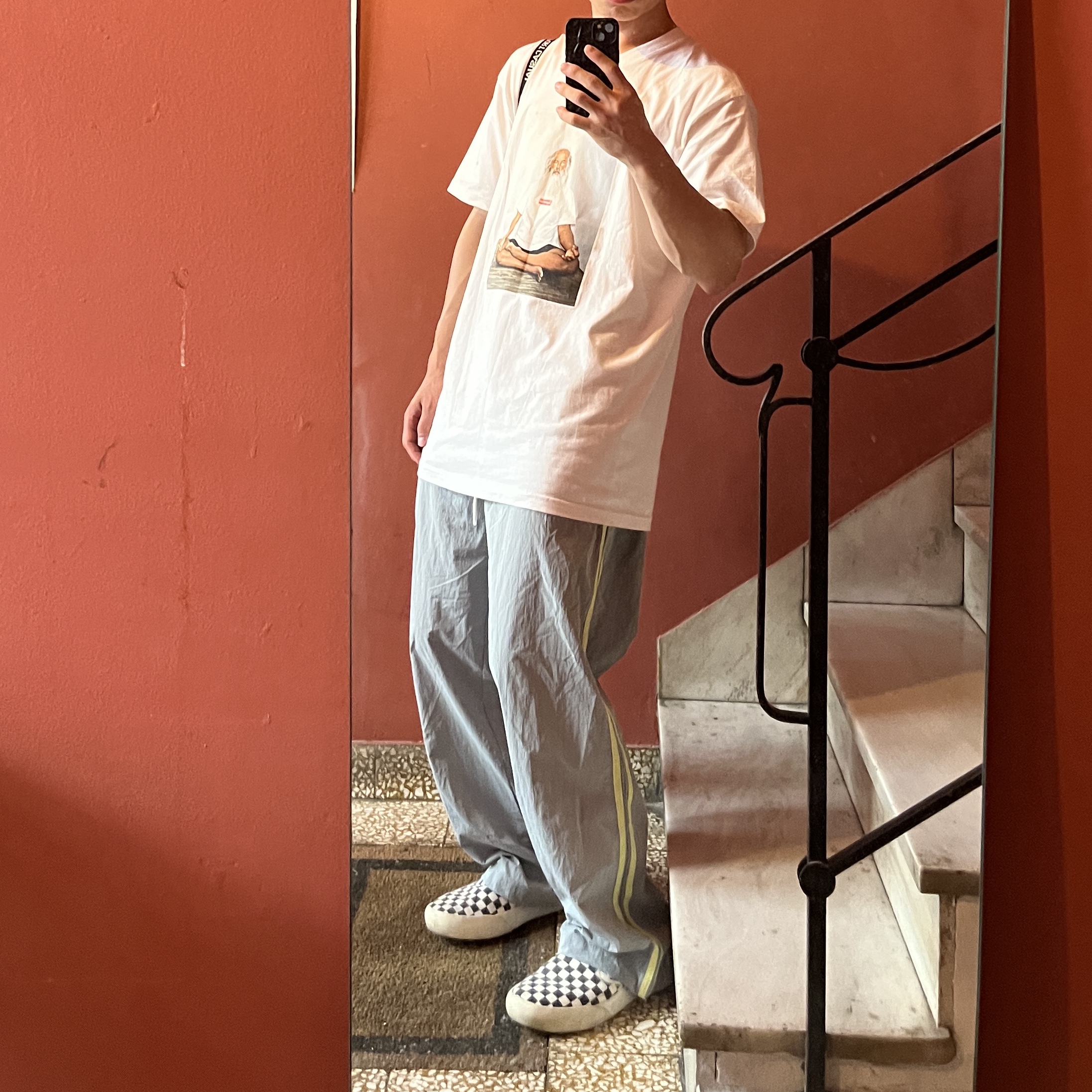 Supreme Rick Rubin T-Shirt White - 21FW, Vans Checkerboard Comfycush One Marshmallow 착용 스타일