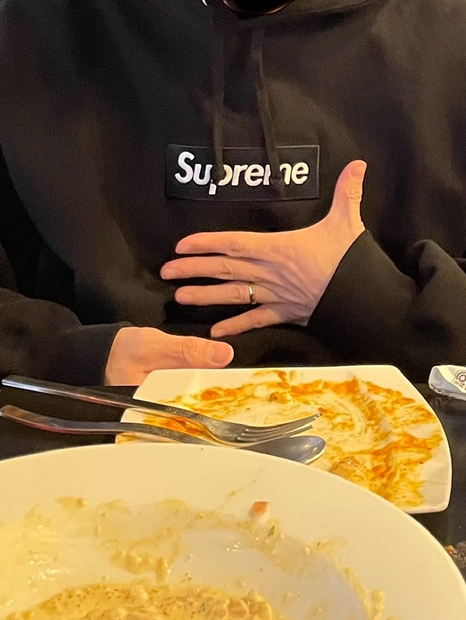 Supreme Box Logo Hooded Sweatshirt Black - 23FW 착용 스타일