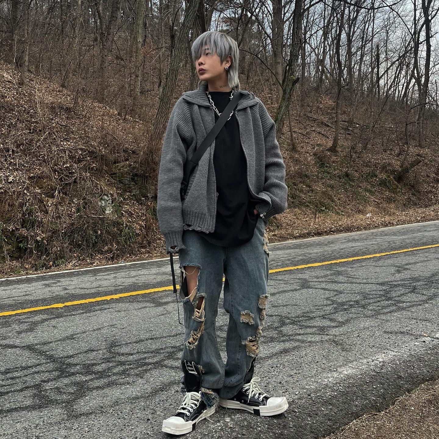 Converse x Drkshdw Turbodrk Chuck 70 Hi Black Lacquered Denim 착용 스타일 - 2