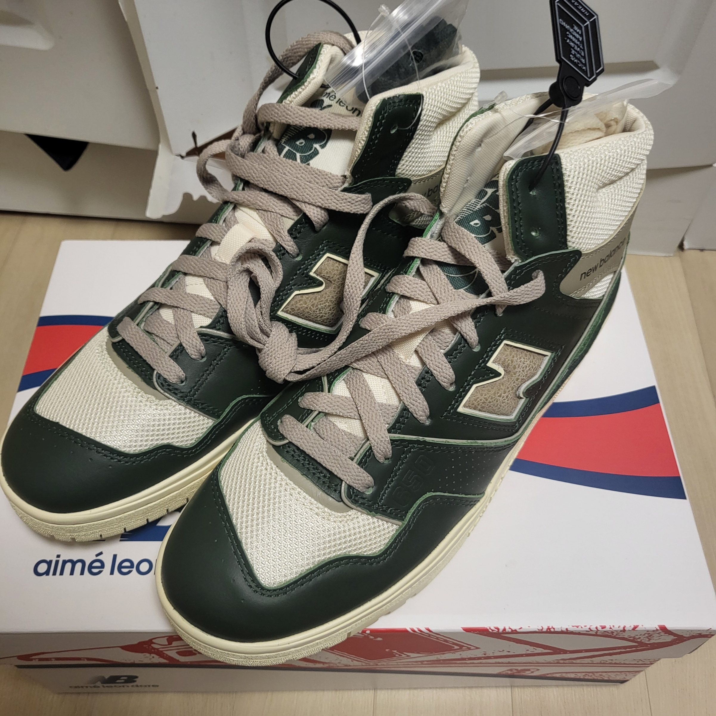 New Balance x Aime Leon Dore 650R Forest Green 착용 스타일