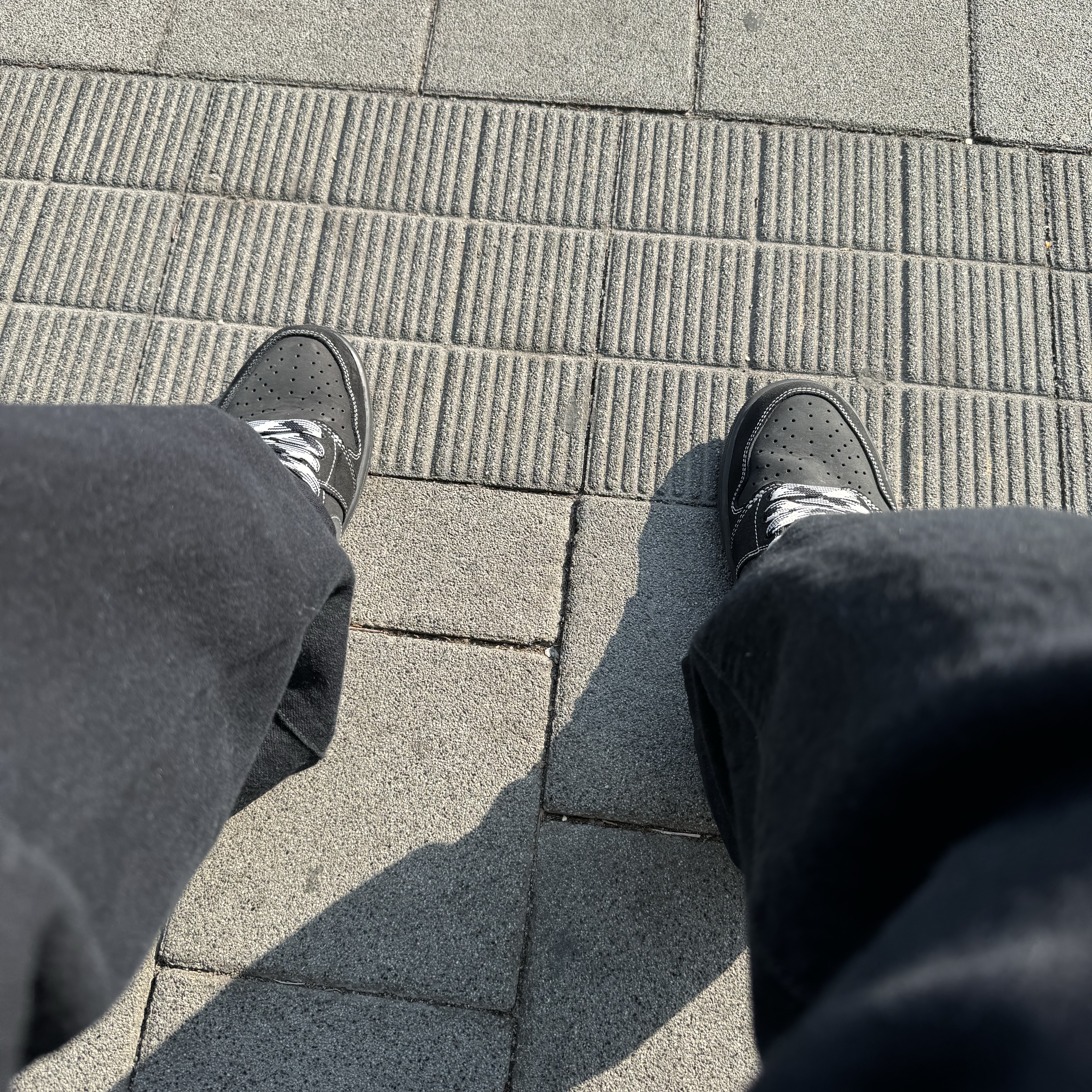 Jordan 1 x Travis Scott Retro Low OG SP Black Phantom 착용 스타일