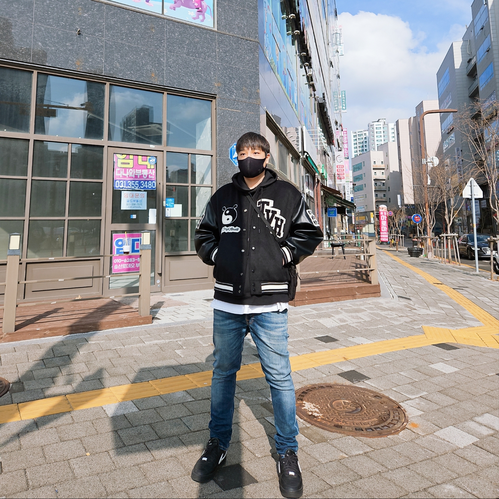 Nike x Ambush Air Force 1 Low SP Black, Supreme Shoulder Bag Black - 19FW 착용 스타일