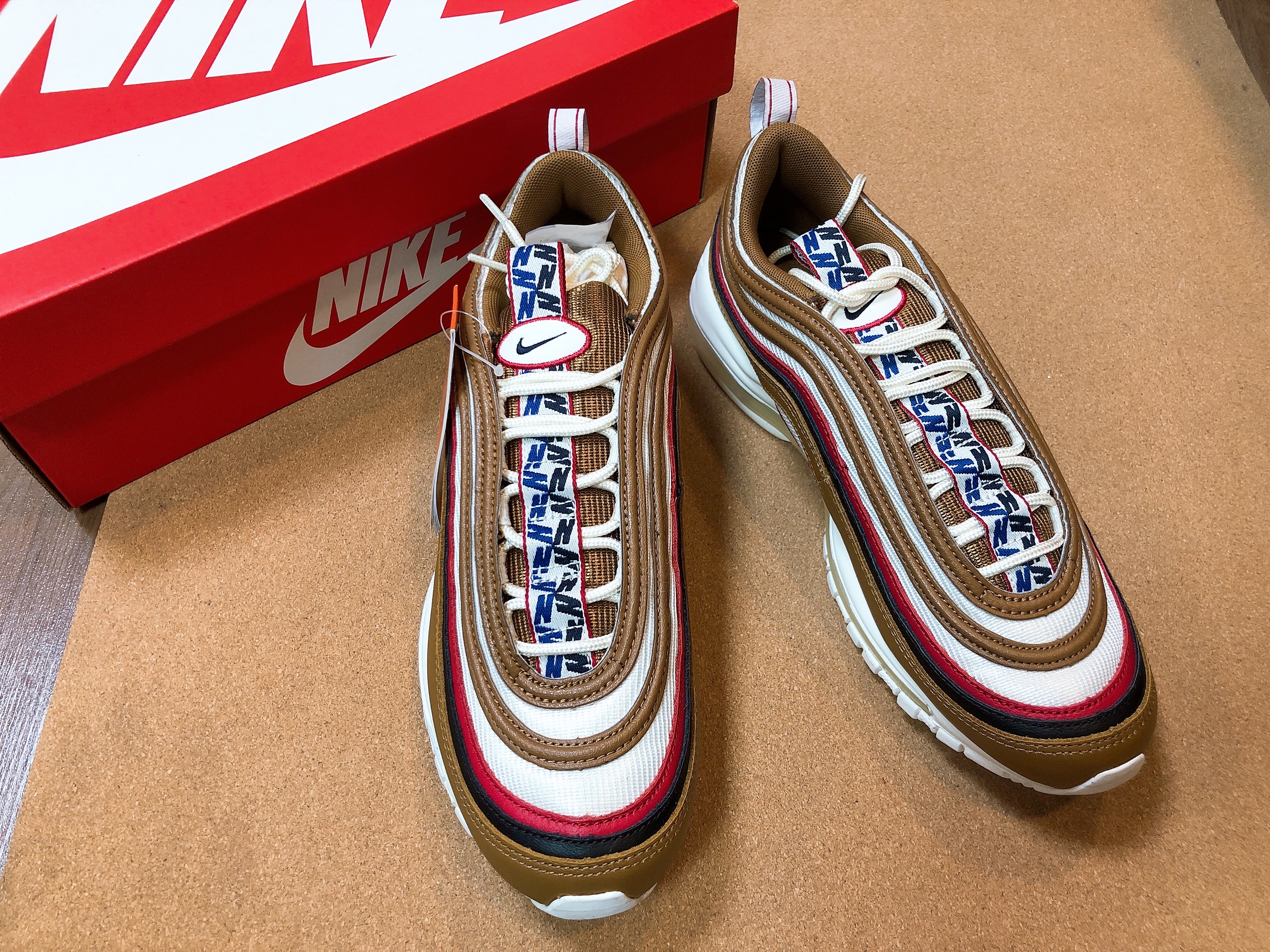 Nike Air Max 97 Pull Tab Brown 착용 스타일