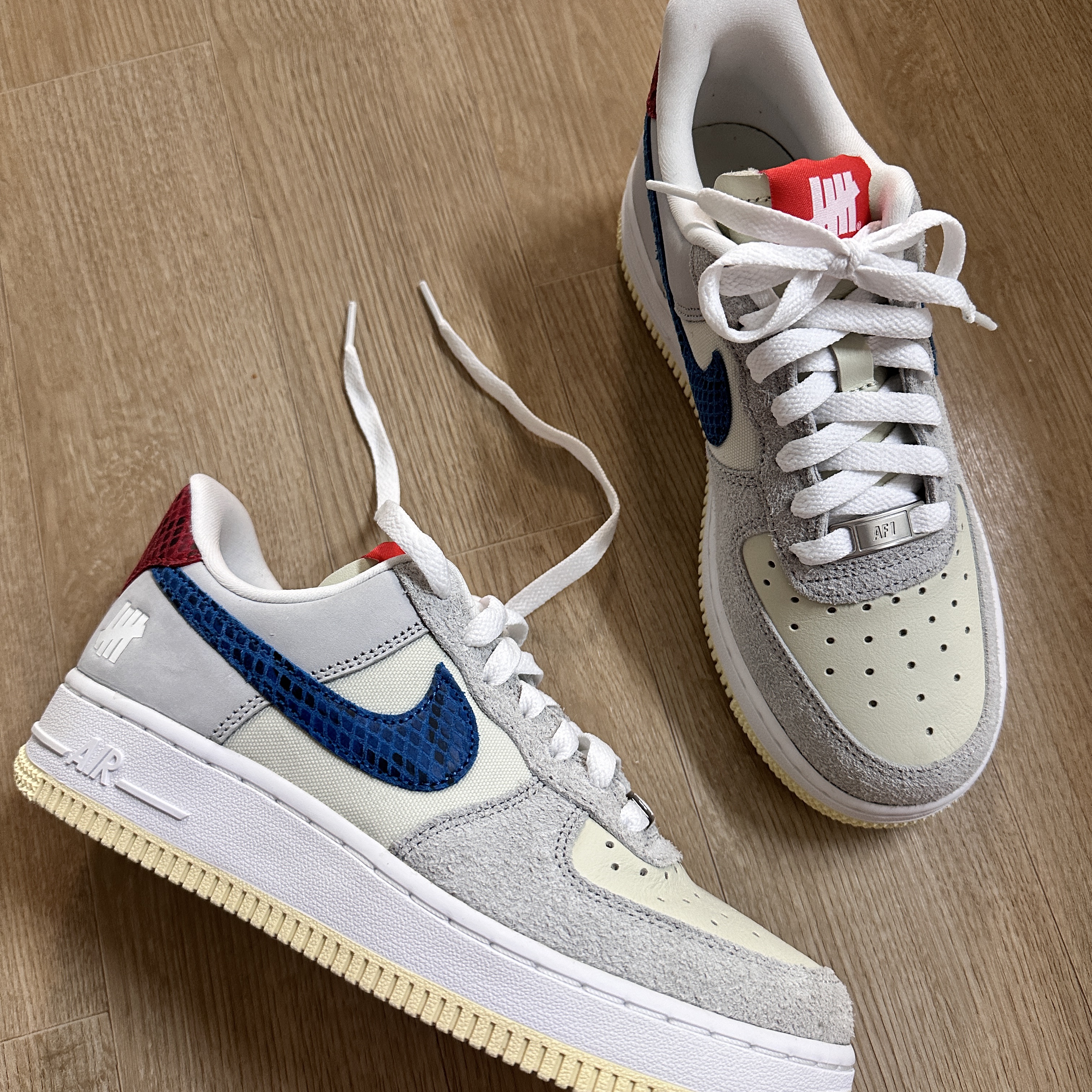 Nike x Undefeated Air Force 1 Low SP 5 On It 착용 스타일 - 1