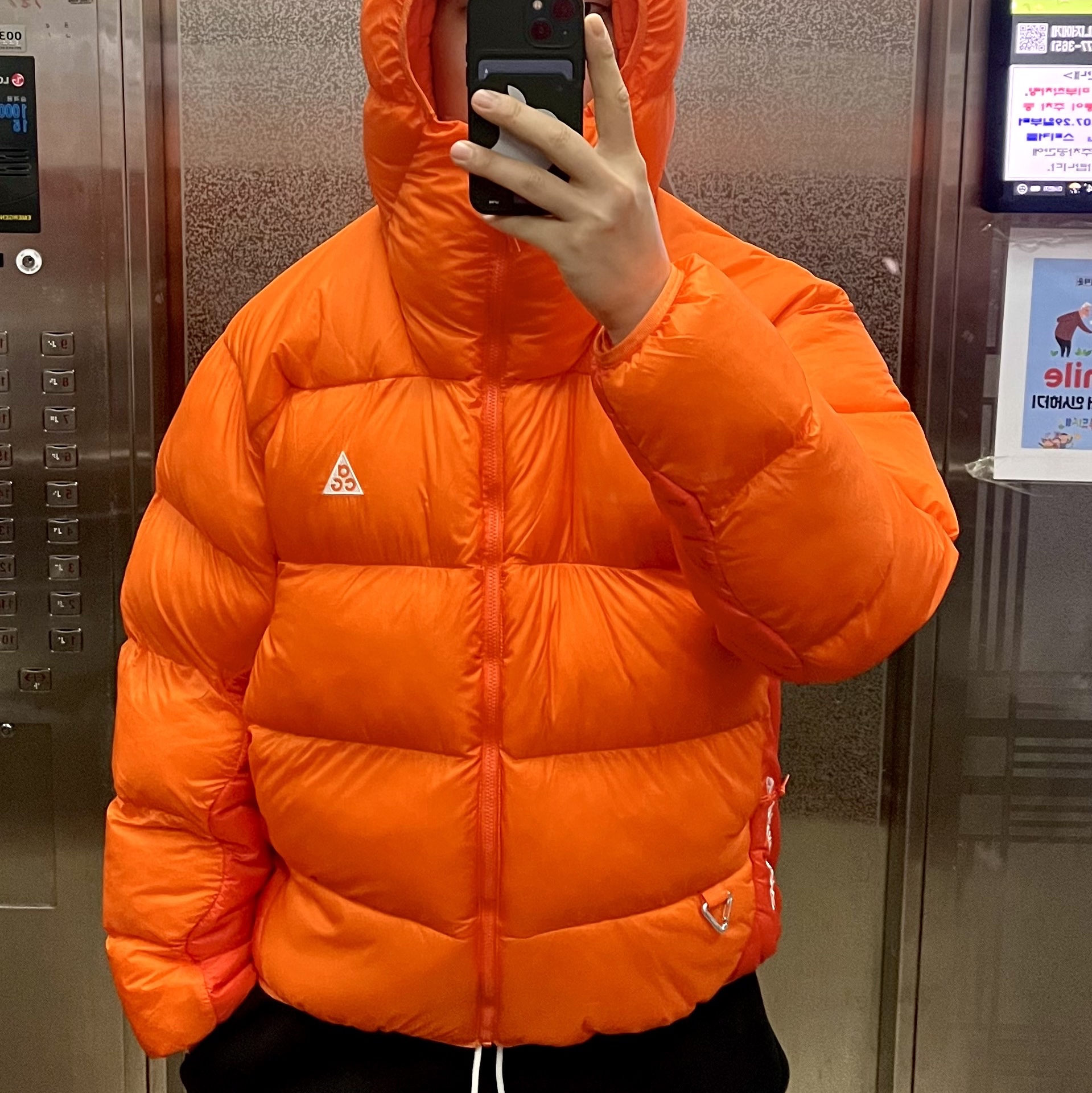 Nike ACG Therma-Fit ADV Lunar Lake Puffer Jacket Safety Orange - Asia, Nike NRG Solo Swoosh Fleece Pants Black White - Asia 착용 스타일