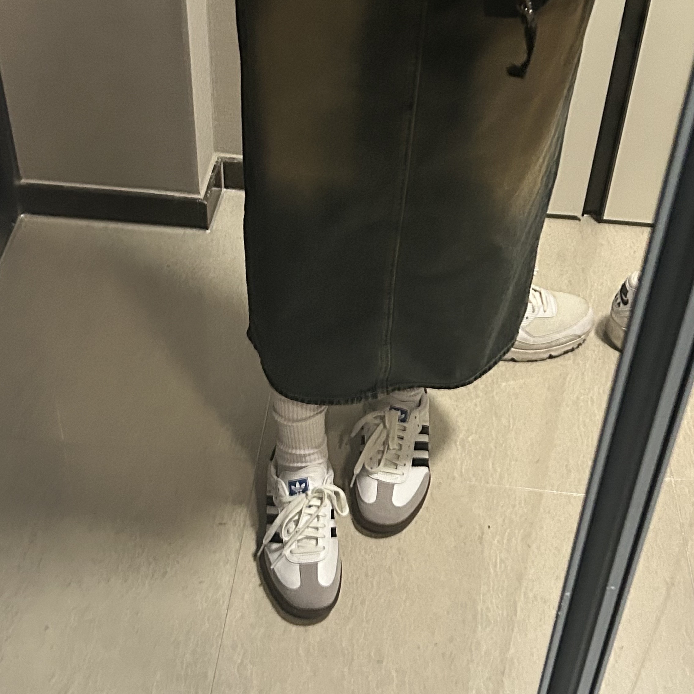 Adidas Samba OG Cloud White 착용 스타일