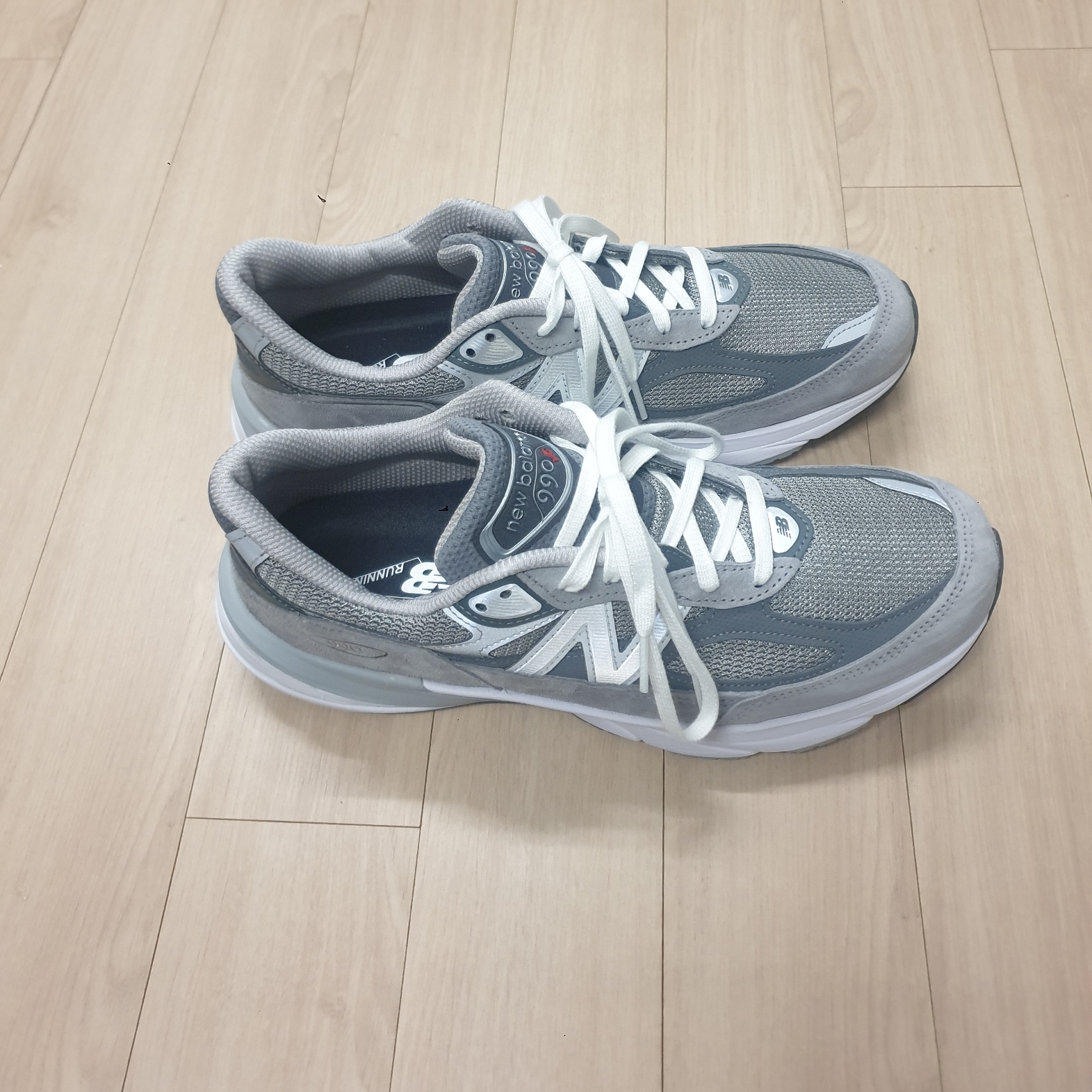 New Balance 990v6 Made in USA Grey - D Standard 착용 스타일