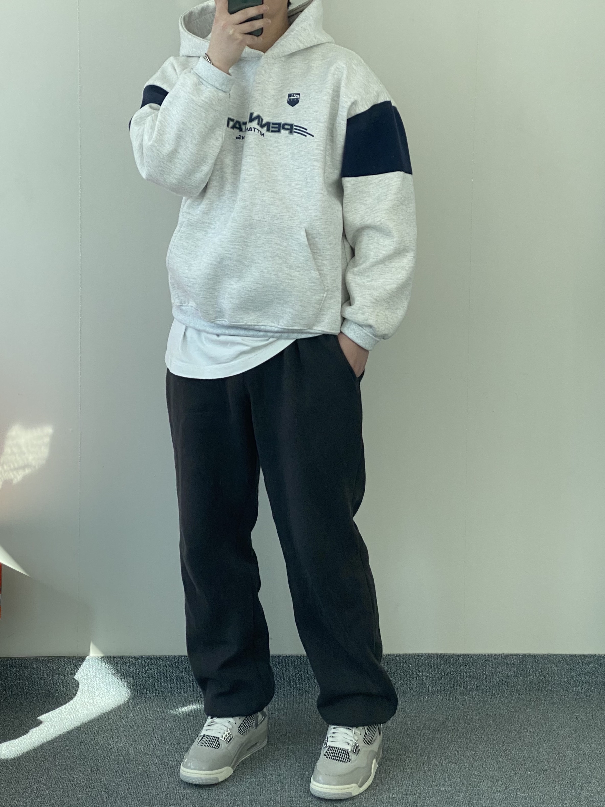 (W) Jordan 4 Retro Frozen Moments 착용 스타일