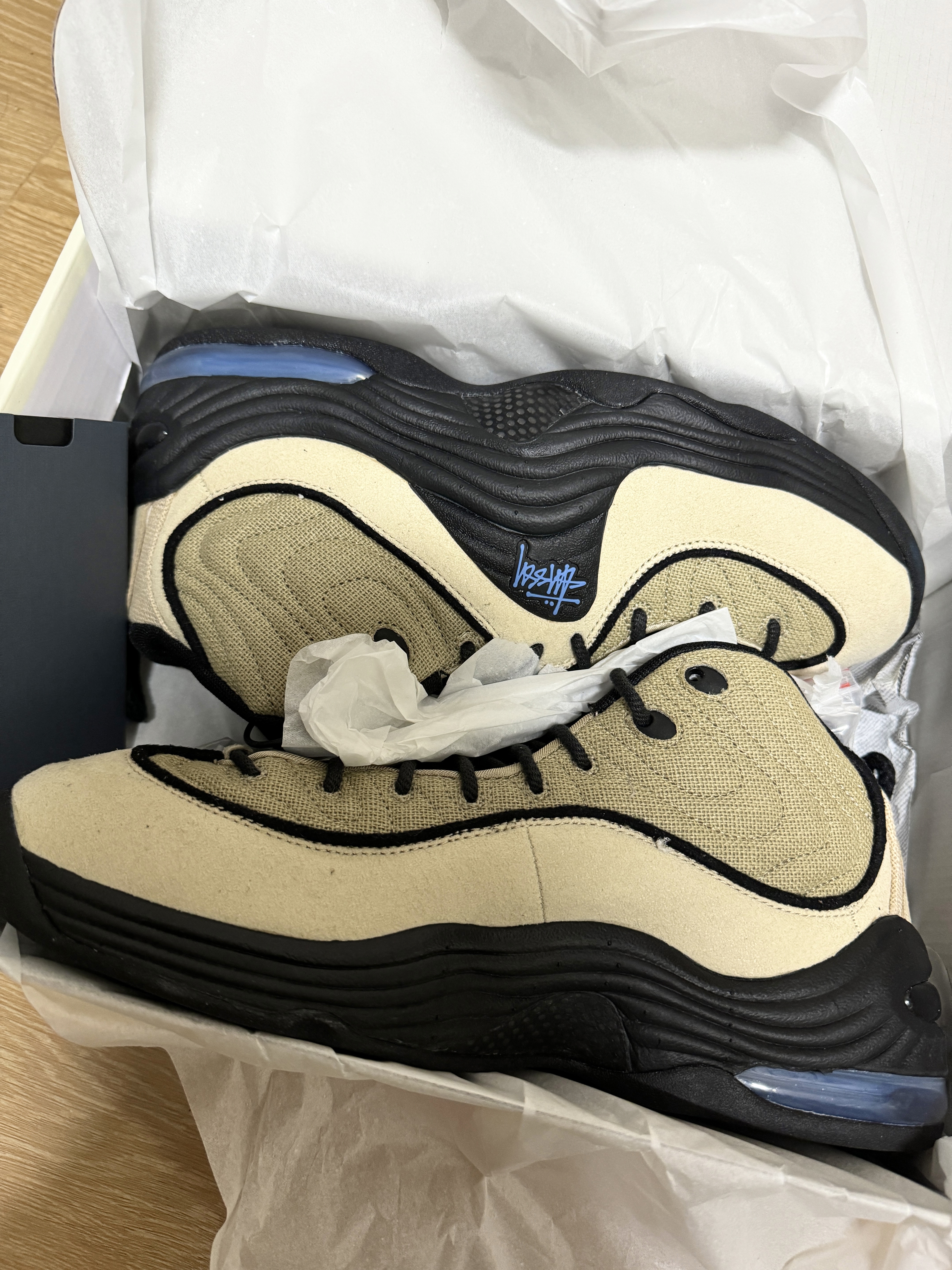 Nike x Stussy Air Penny II Rattan and Limestone 착용 스타일 - 2